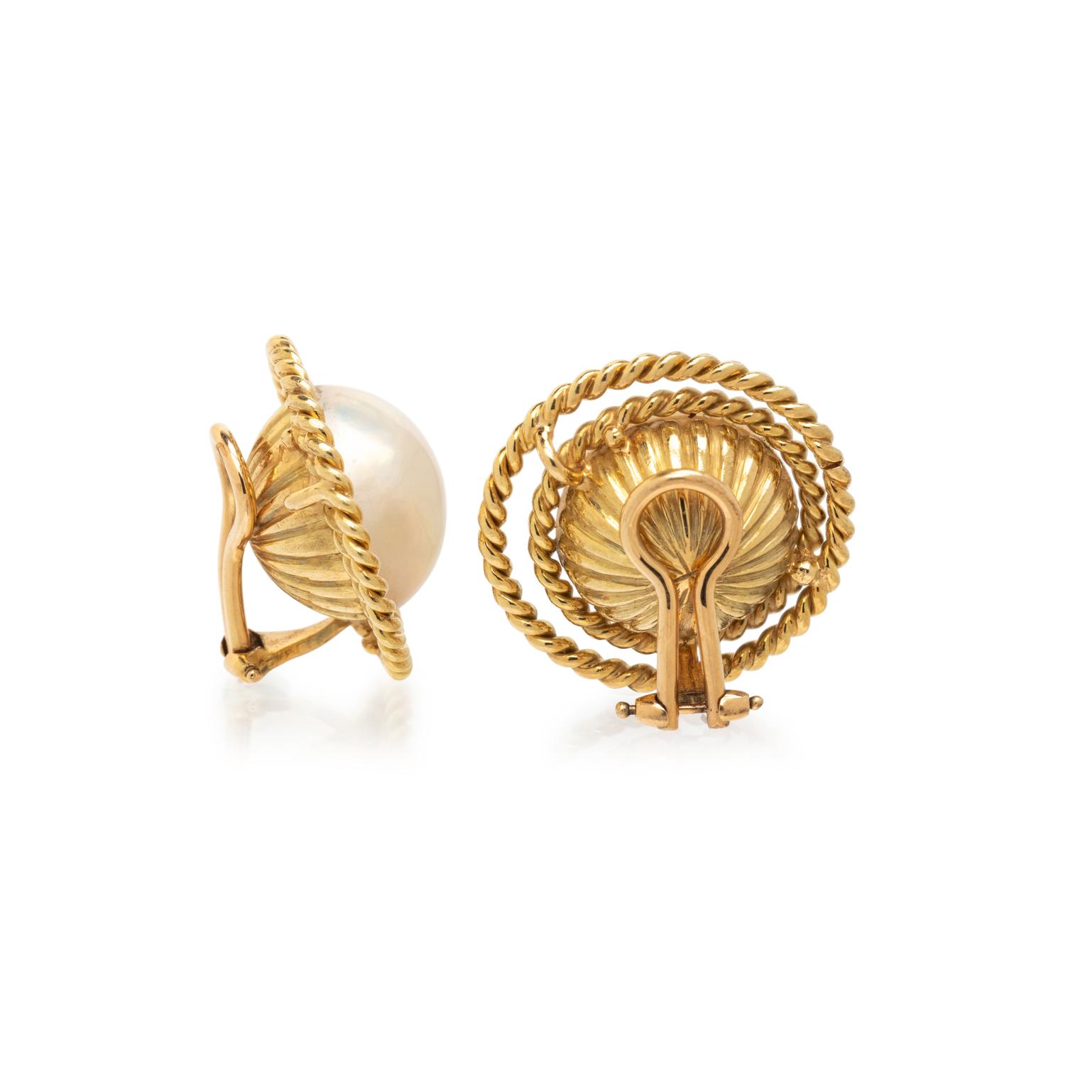 MABÉ CULTURED PEARL AND YELLOW GOLD CLIP EARRINGS