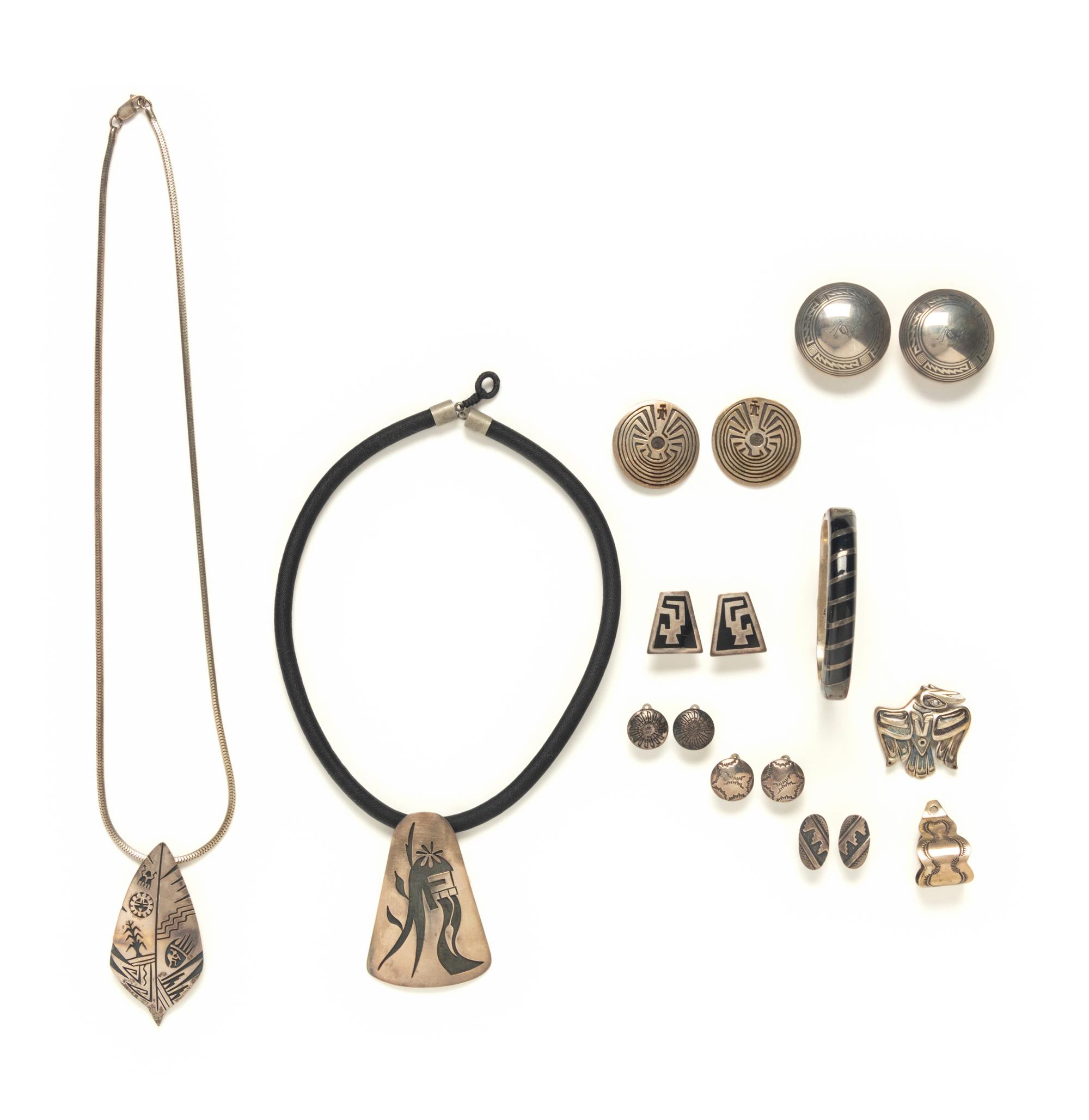 ELEVEN PIECES OF STERLING SILVER JEWELRY