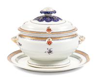 A Chinese Export Porcelain Soup Tureen and Platter