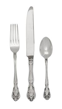 An American Silver Flatware Service, Alvin Corporation, Providence, RI, 20th Century, Chateau Rose pattern, comprising: 12 dinner knive