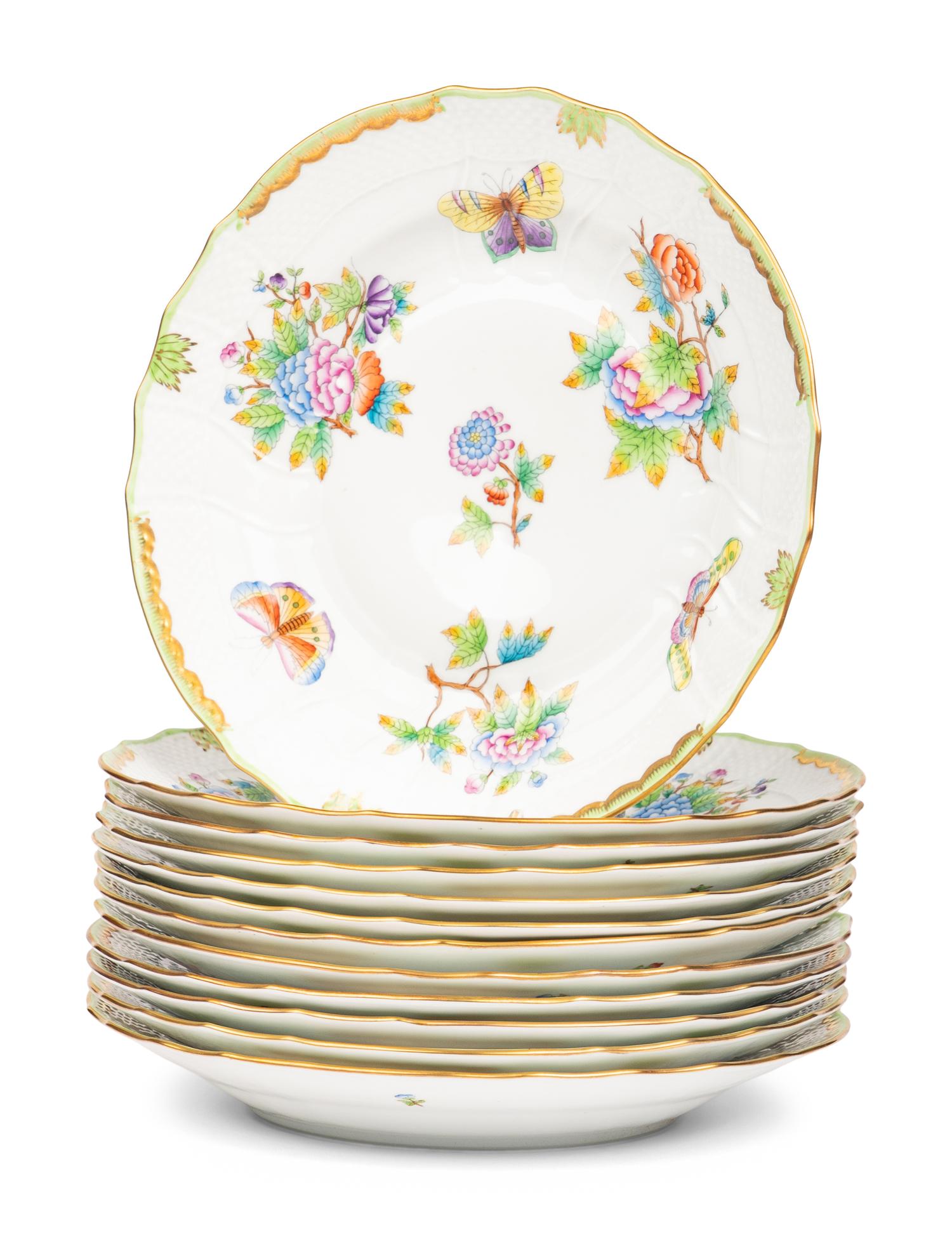 A Set of Twelve Herend Queen Victoria Porcelain Dinner Plates
