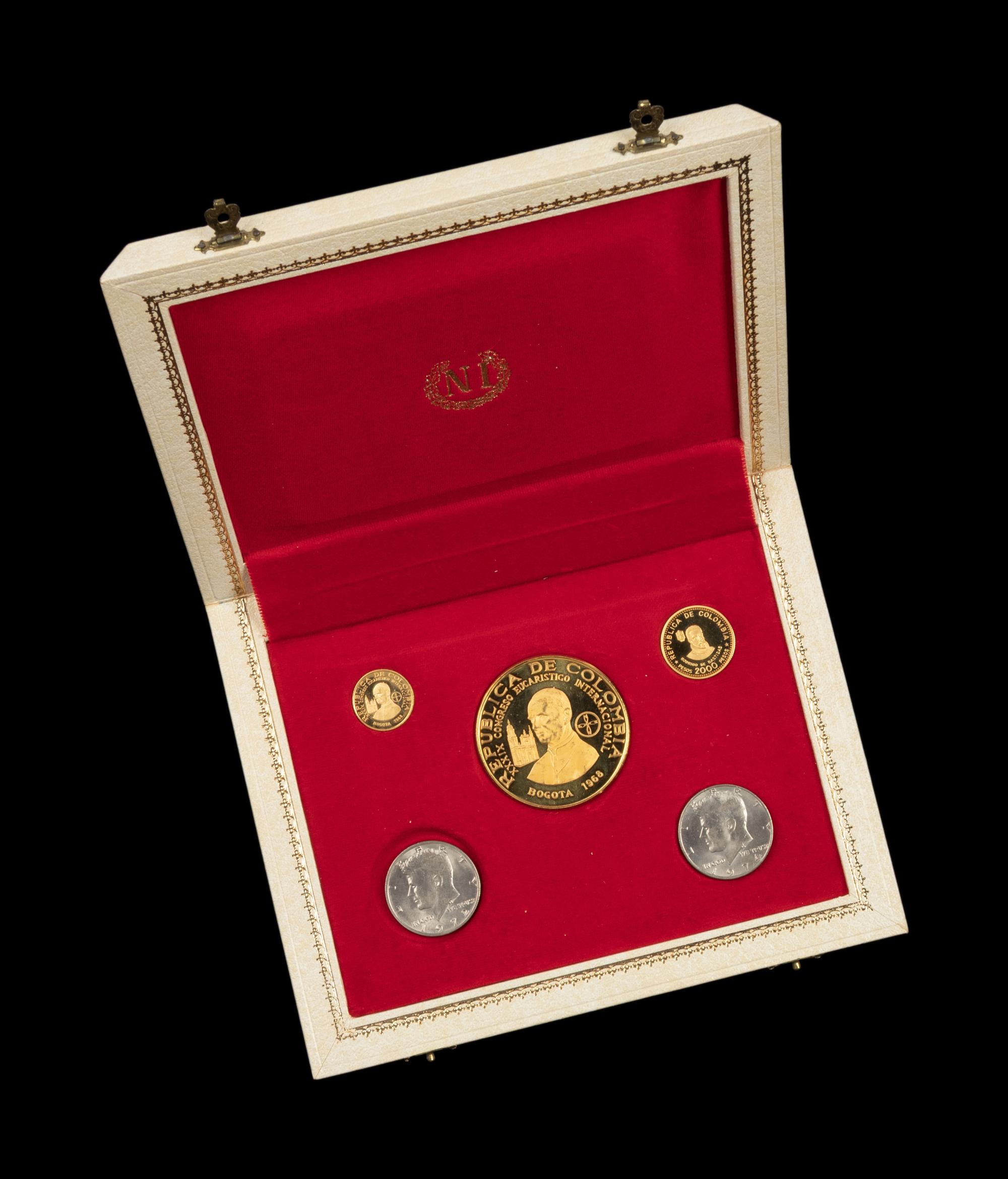 [COLOMBIA] A Set of Three 1968 Proof Coins