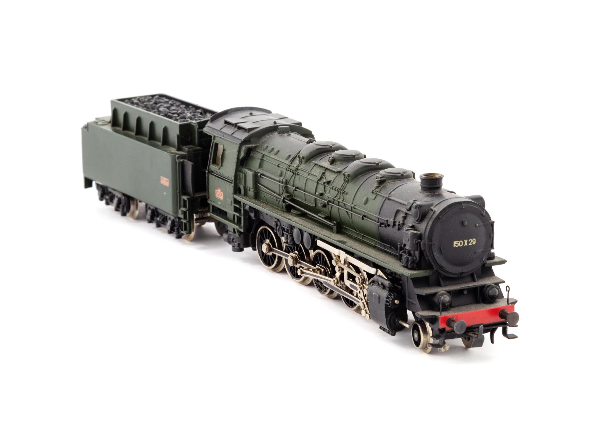 A Marklin Polychrome HO-Gauge S.N.C.F 2-10-0 Locomotive and Tender