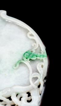 A Chinese Apple Green and White Jadeite Leaf-Form Ink Palette