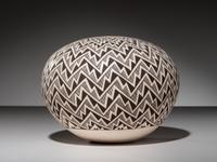 Fine Line Pottery Jar, Anasazi Revival