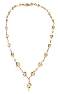 A Yellow Gold and Diamond Necklace, 24.70 dwts.