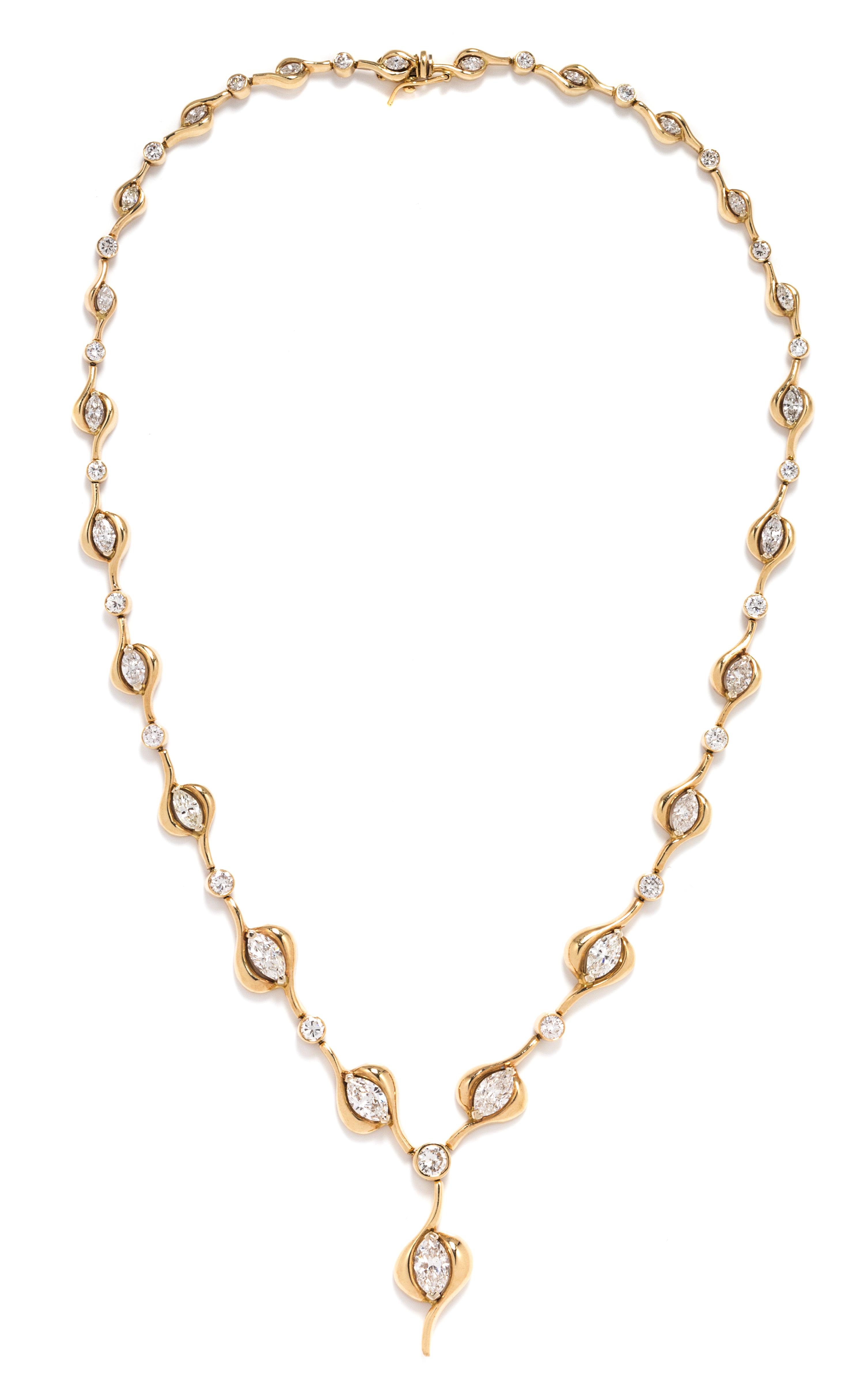 A Yellow Gold and Diamond Necklace, 24.70 dwts.