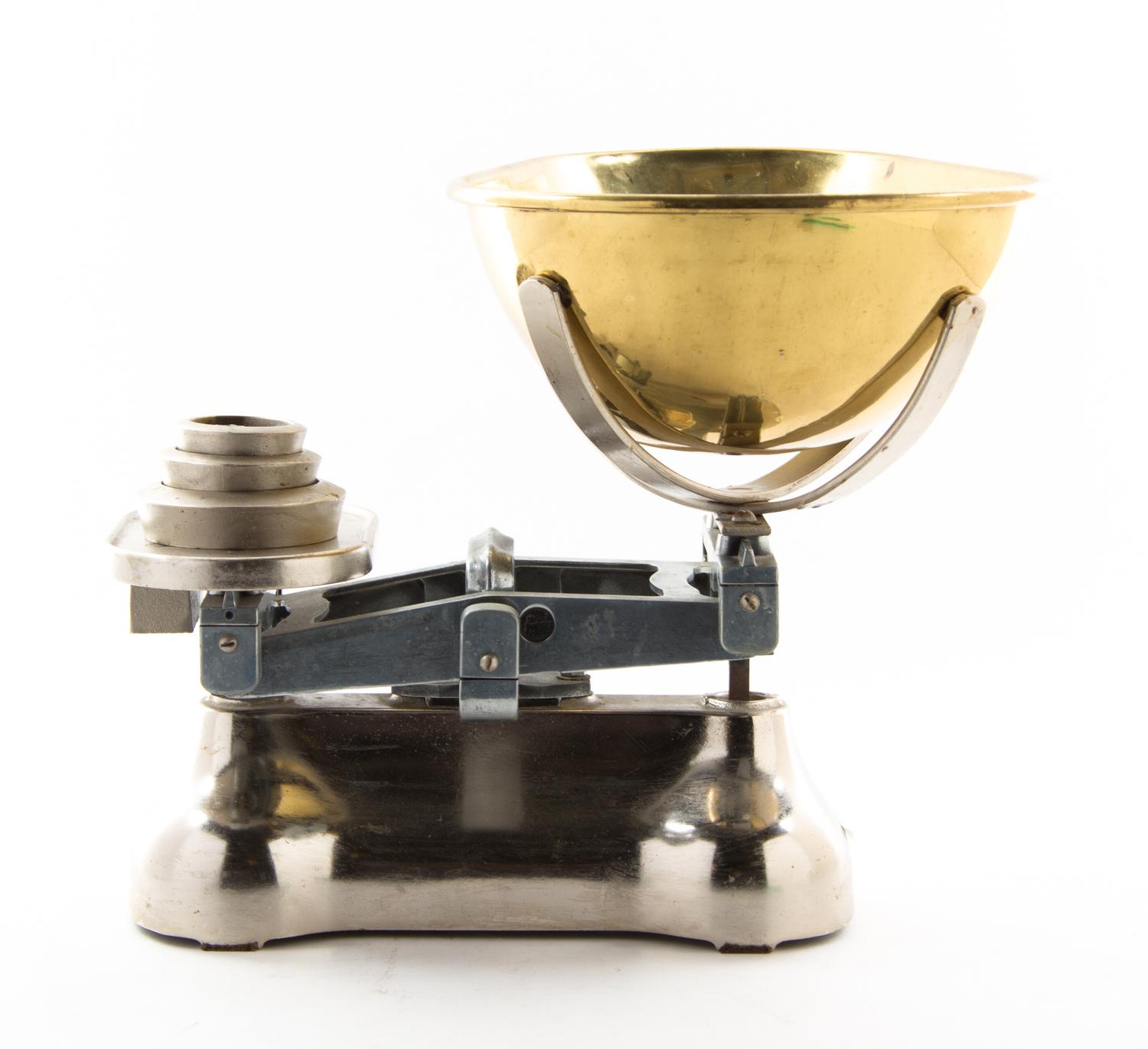 A Brass Iron and Steel Scale Width 18 inches. — 19TH/20TH CENTURY