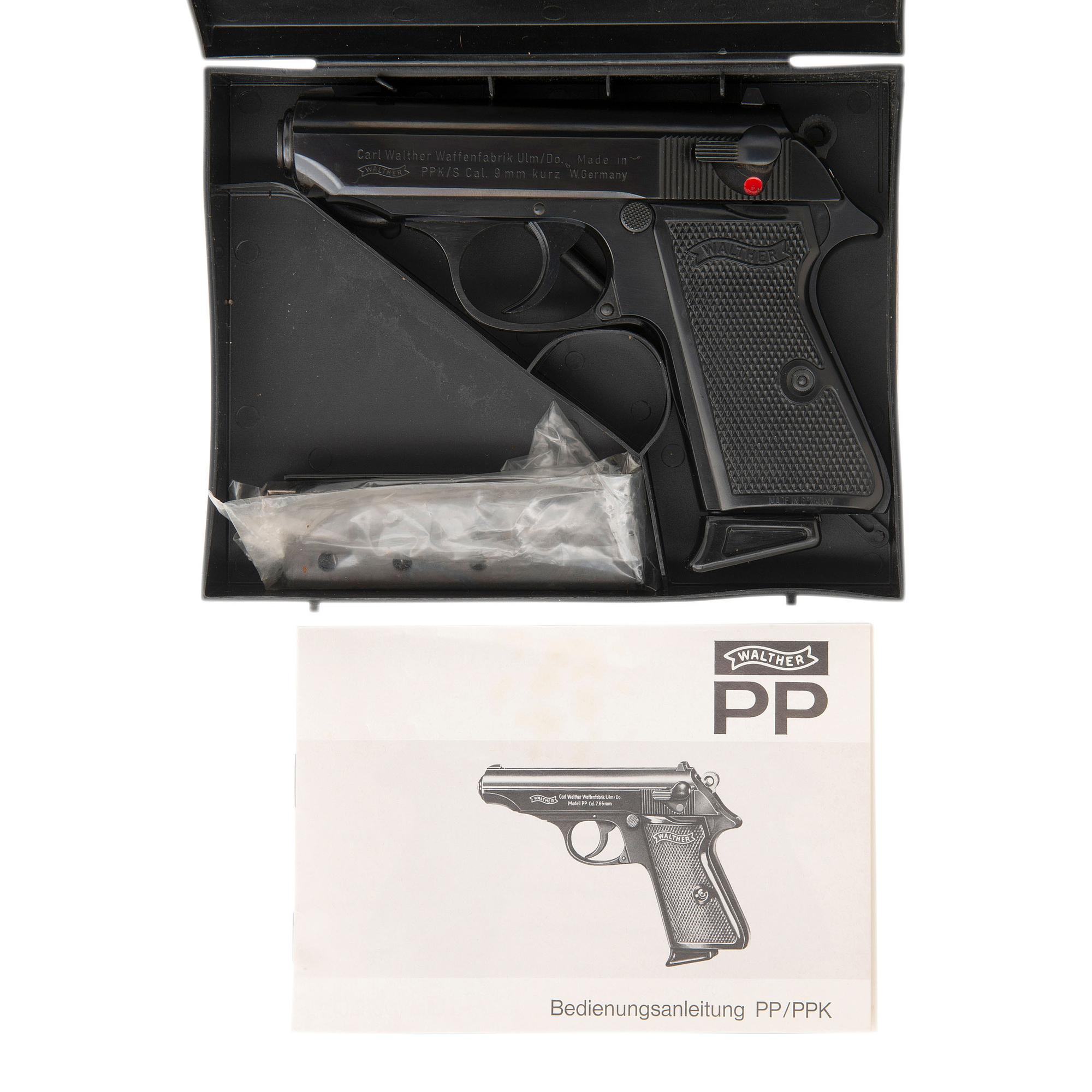 *West German Walther PPK/S .380 in Case Third of Three Consecutively Numbered Guns