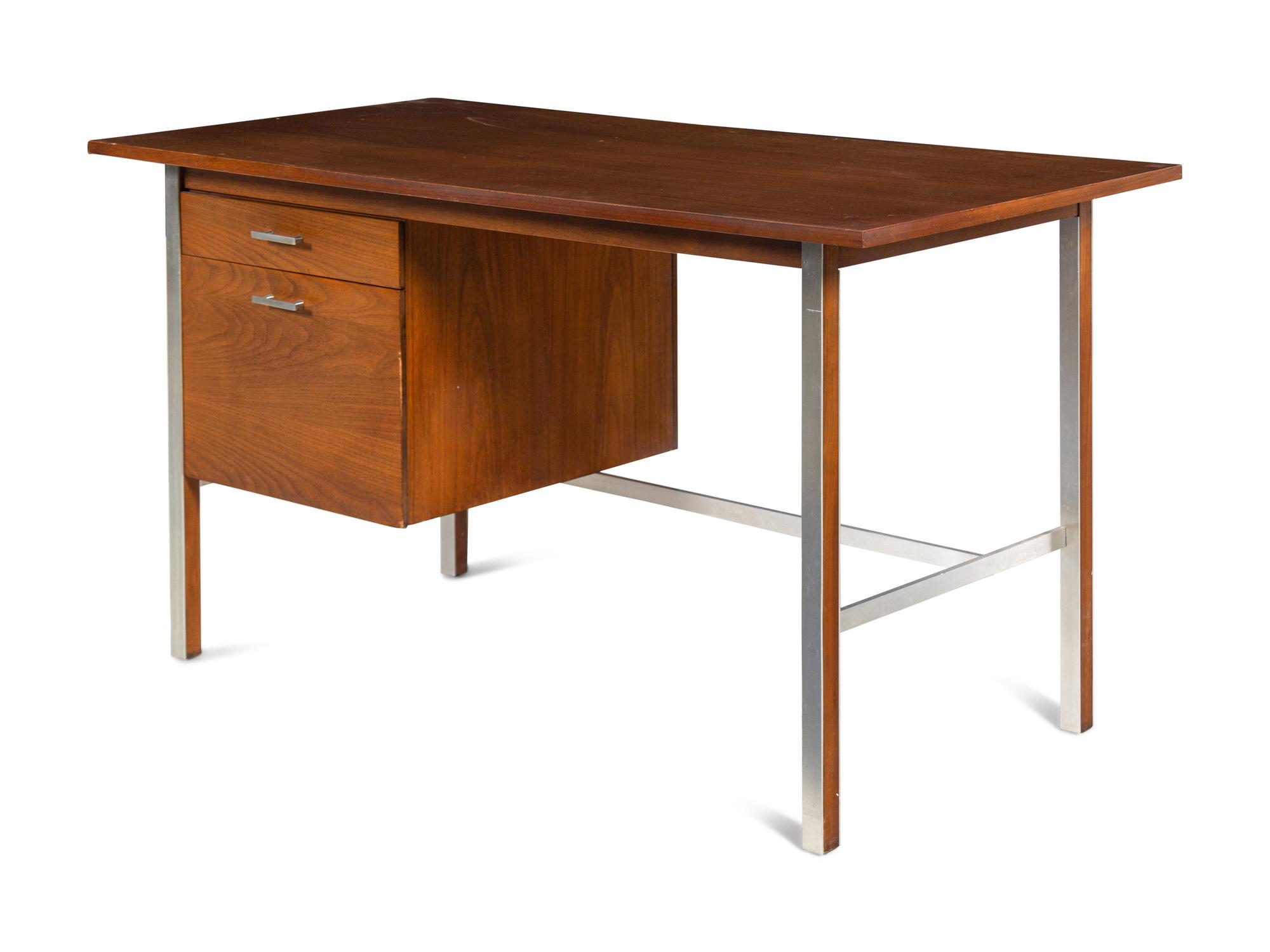 Linear Group Desk Calvin, USA