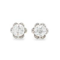 DIAMOND STUD EARRINGS