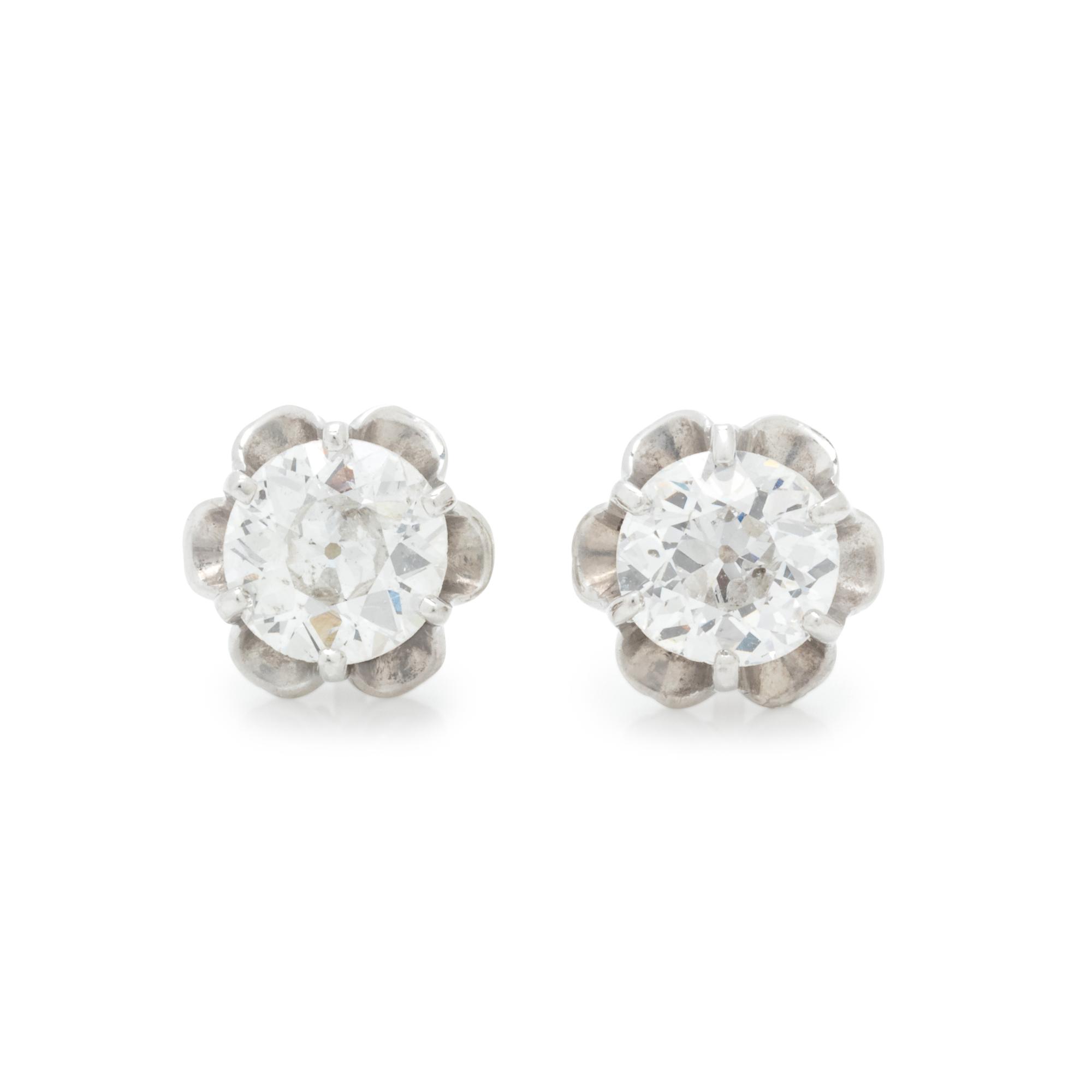 DIAMOND STUD EARRINGS