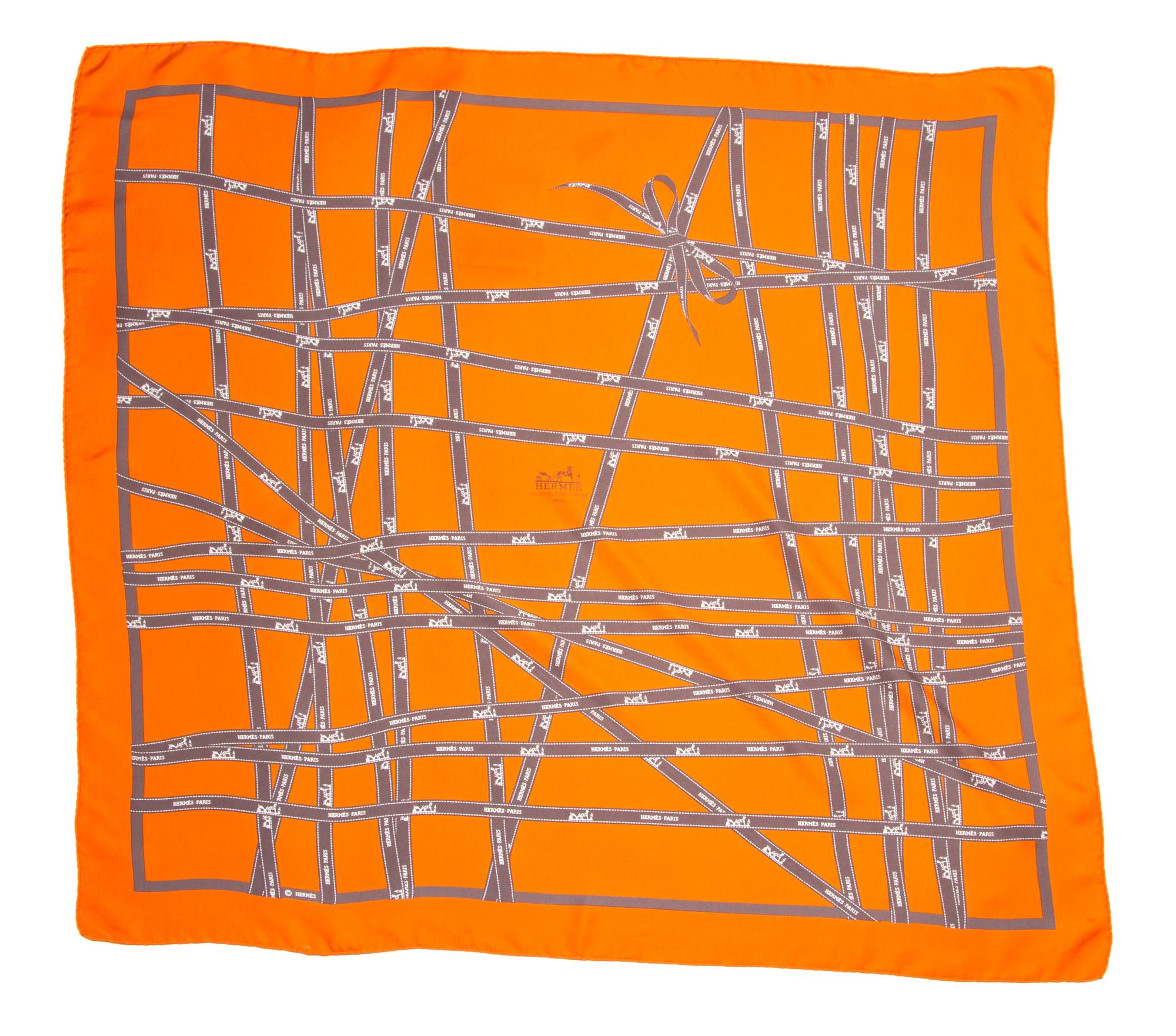An Hermes 90cm Silk Scarf, 36" x 36".