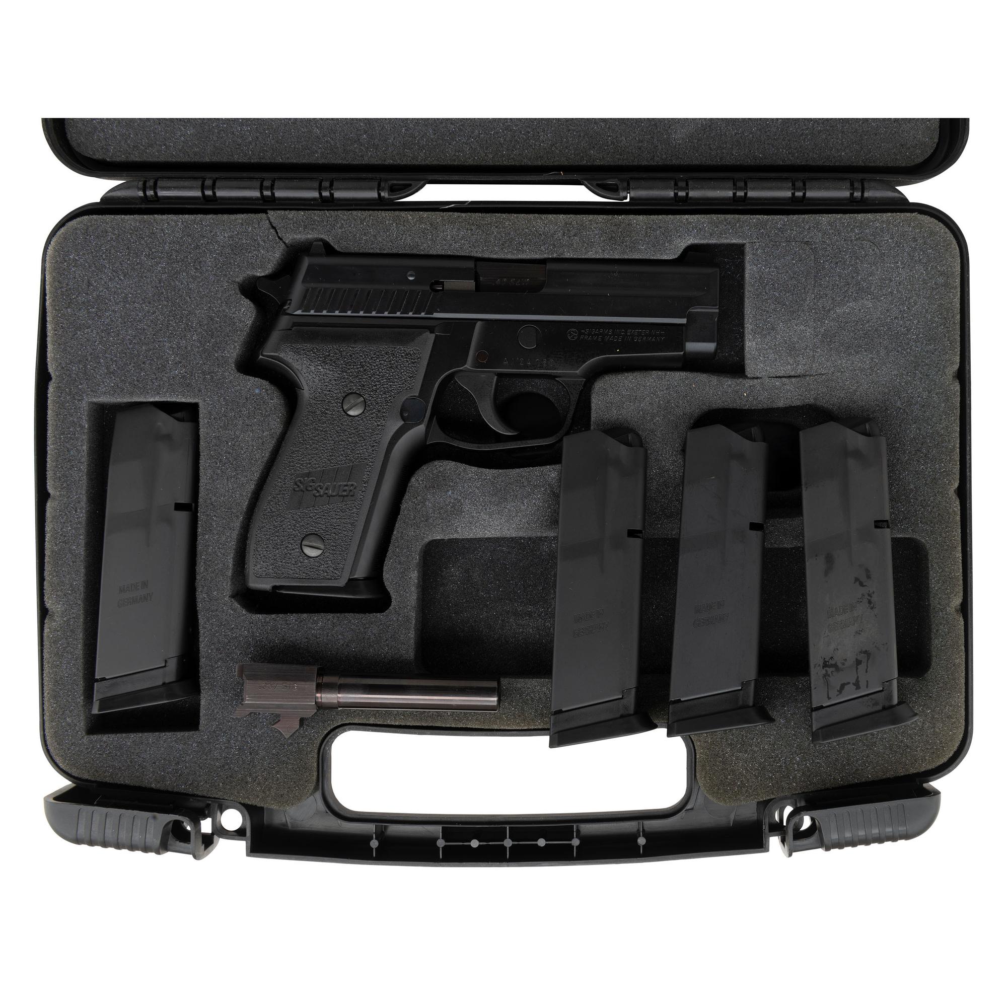 *Sig Sauer P229 with .40 S&W and .357 Sig Barrels in Box with Accessories