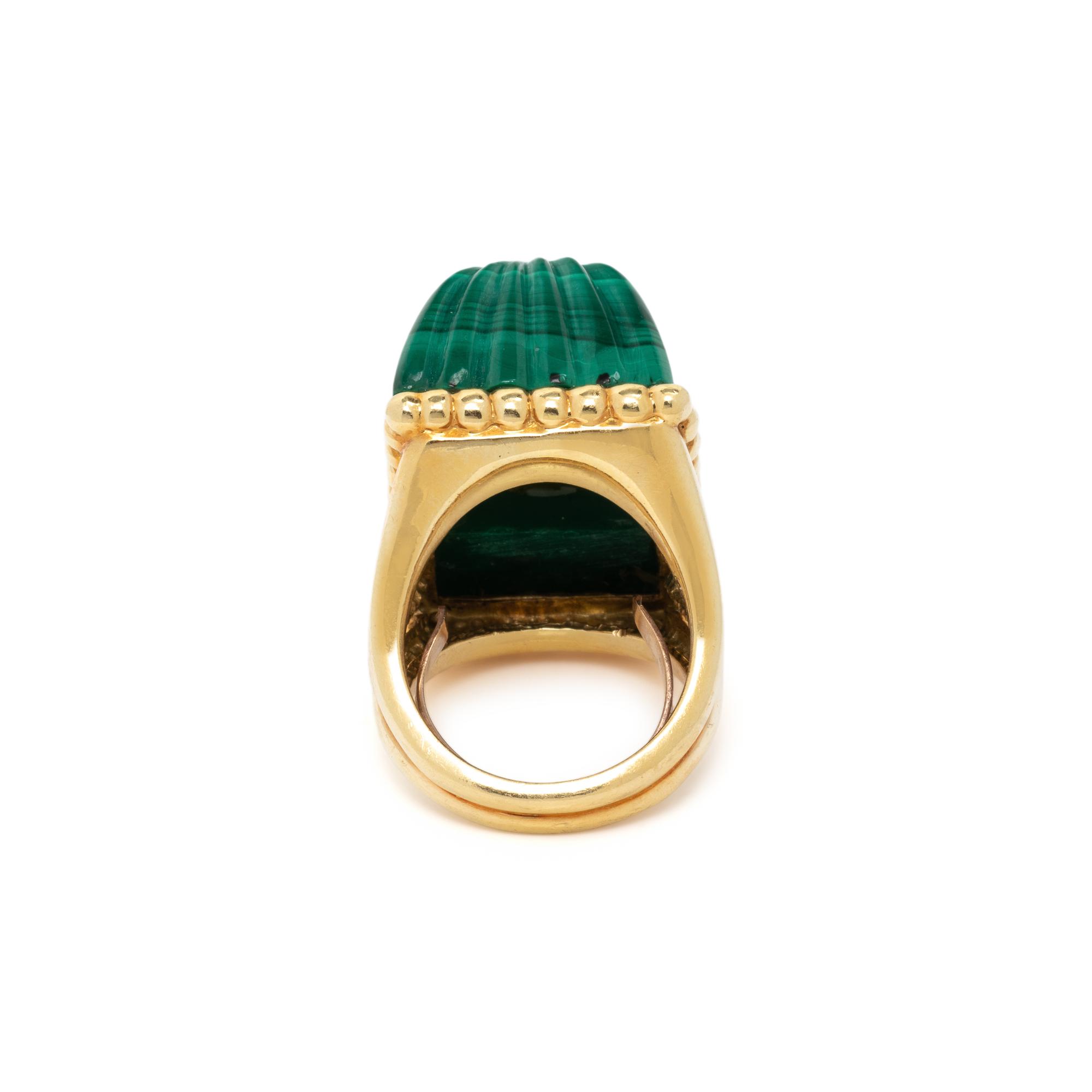 R. STONE, YELLOW GOLD, DIAMOND AND MALACHITE RING
