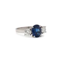 SAPPHIRE AND DIAMOND RING