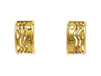 A Pair of 18 Karat Yellow Gold Earclips, Bagues,