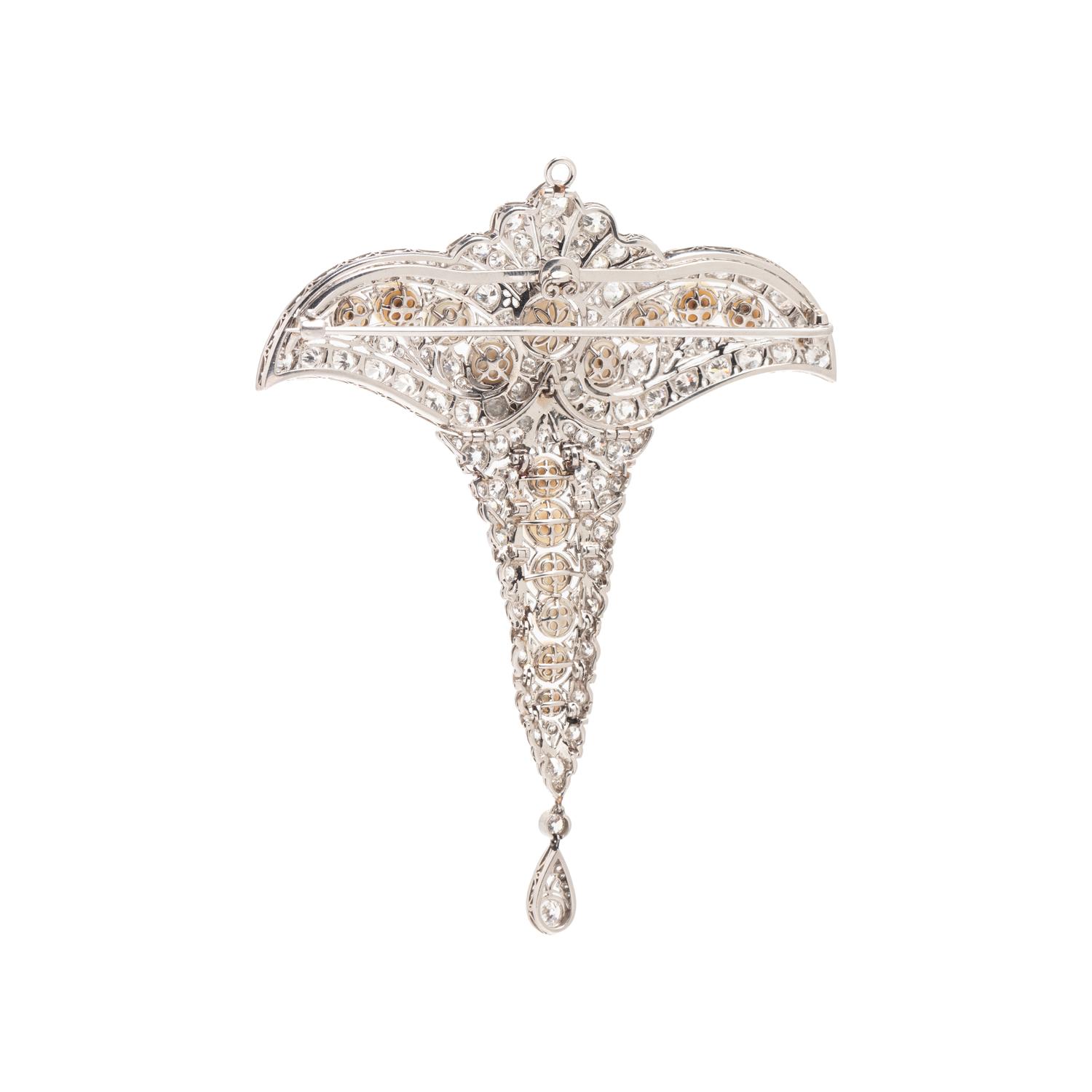 EDWARDIAN, NATURAL PEARL, DIAMOND AND PLATINUM BROOCH