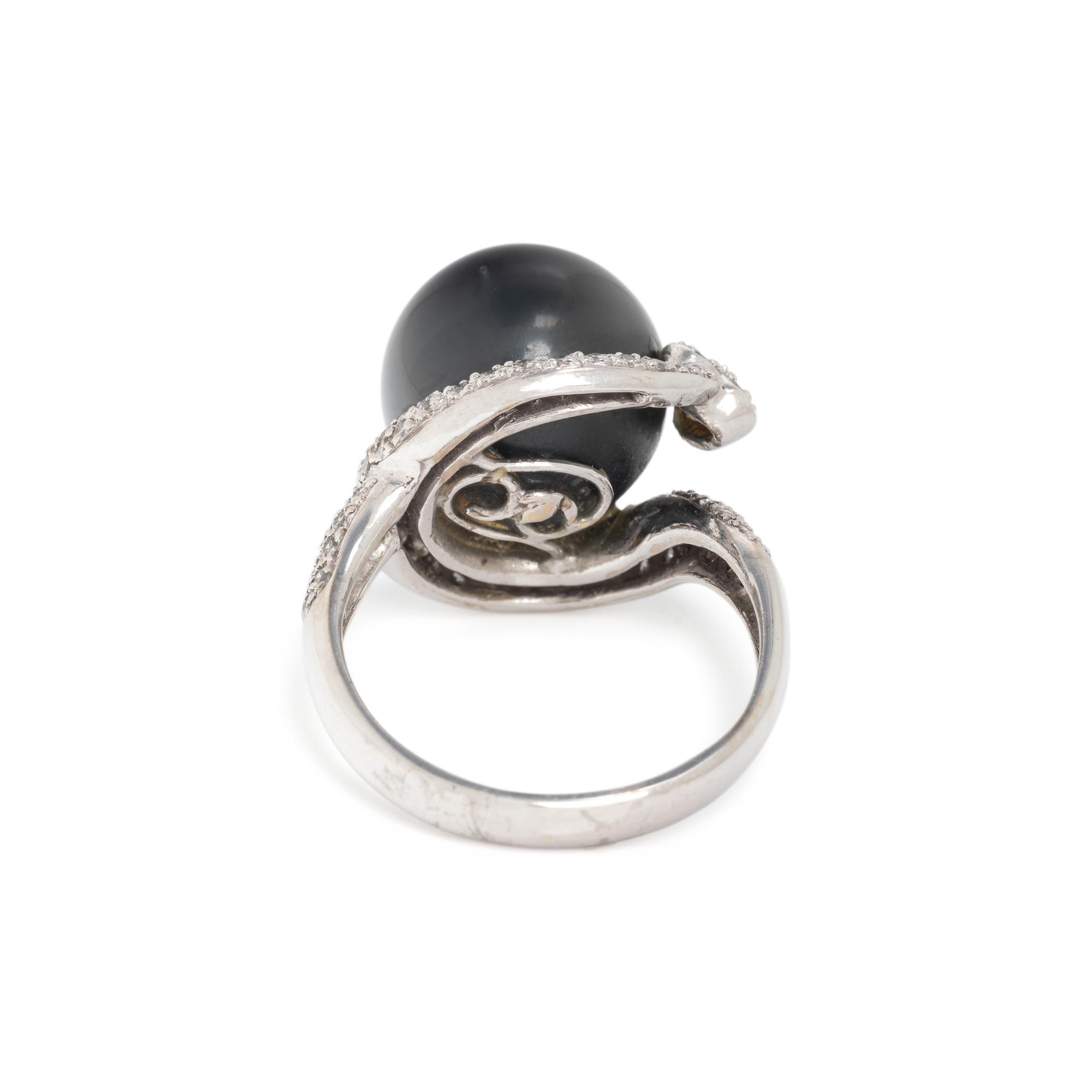 CULTURED TAHITIAN PEARL AND DIAMOND RING