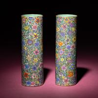 A Pair of Chinese Famille Rose 'Mille Fleur' Porcelain Brush Holders, Early 20th Century — 民國 粉彩百花不落地筆筒一對