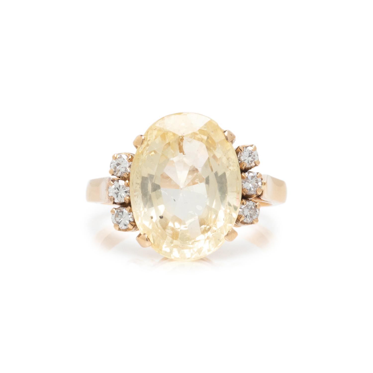 YELLOW SAPPHIRE AND DIAMOND RING