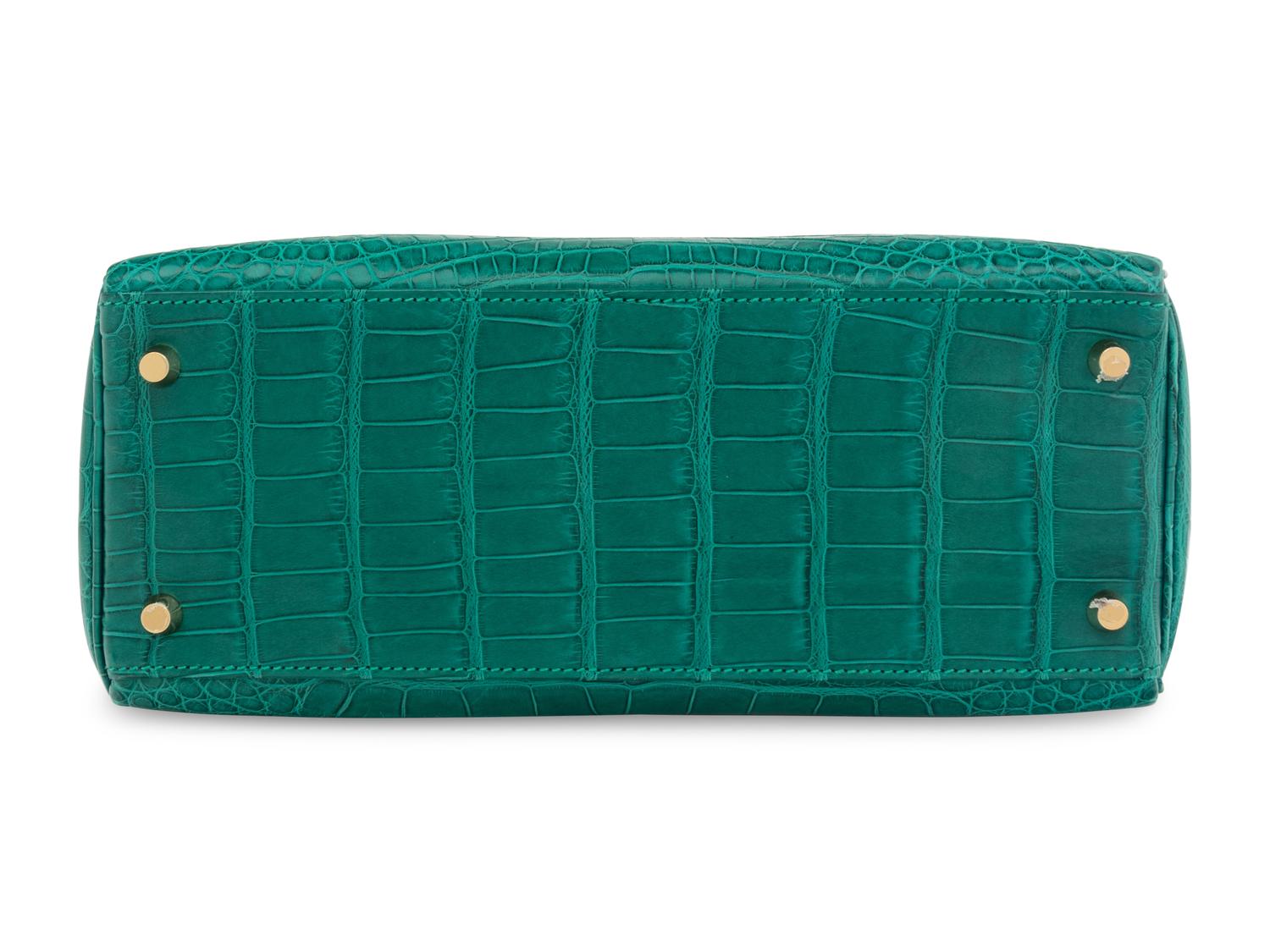 HERMÈS, KELLY RETOURNE 28 IN MATTE ALLIGATOR