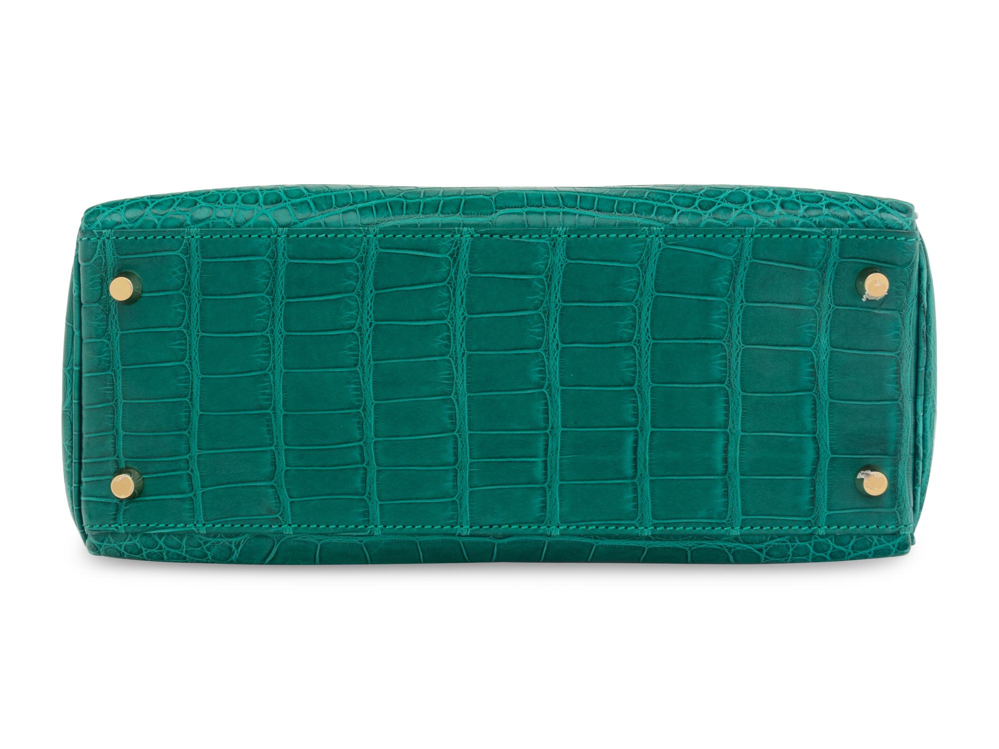 HERMÈS, KELLY RETOURNE 28 IN MATTE ALLIGATOR