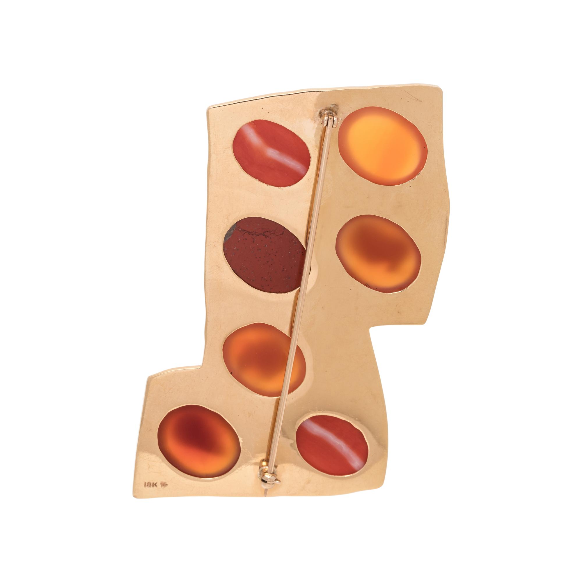 YELLOW GOLD AND MULTIGEM BROOCH