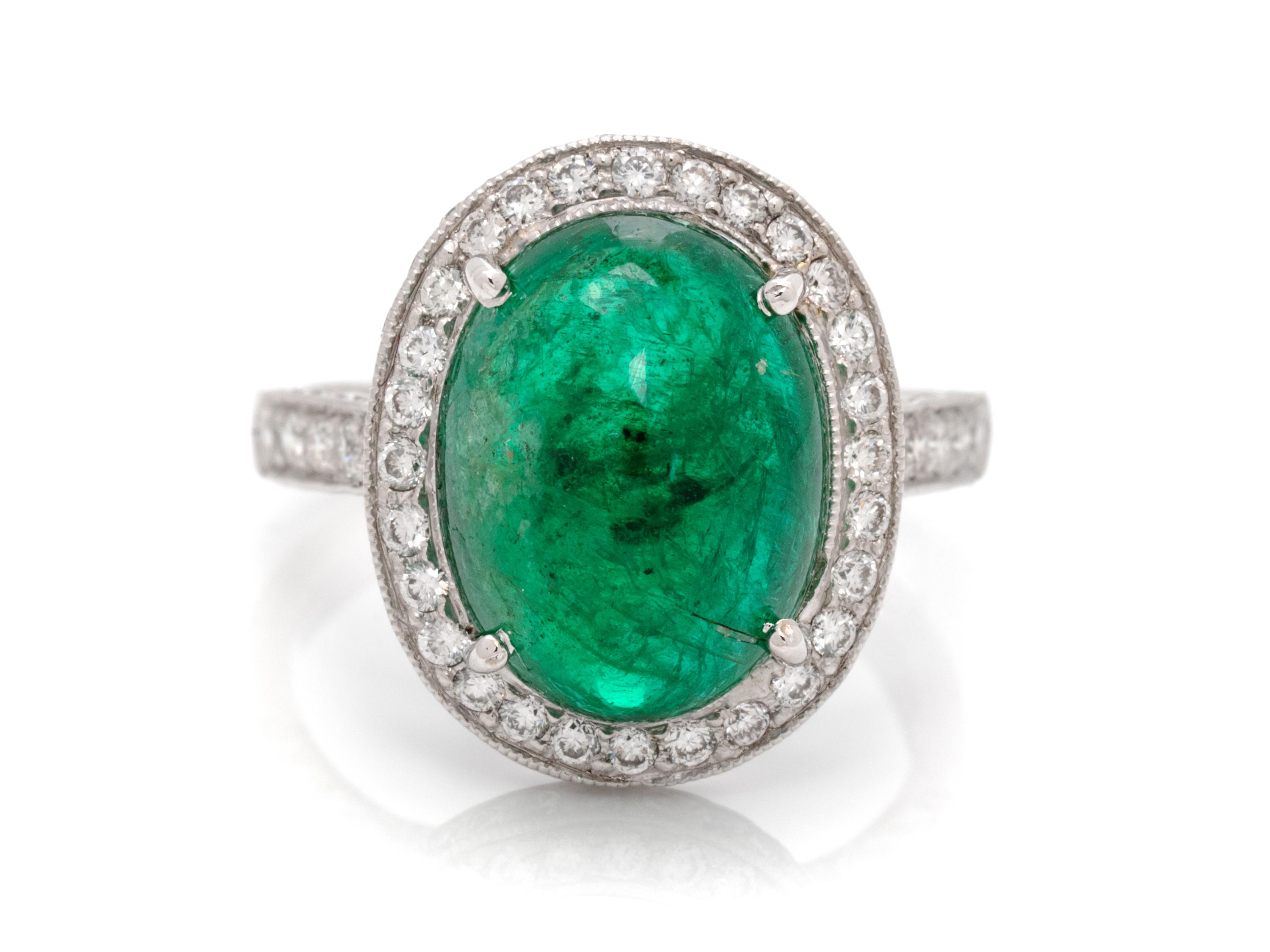 EMERALD AND DIAMOND RING