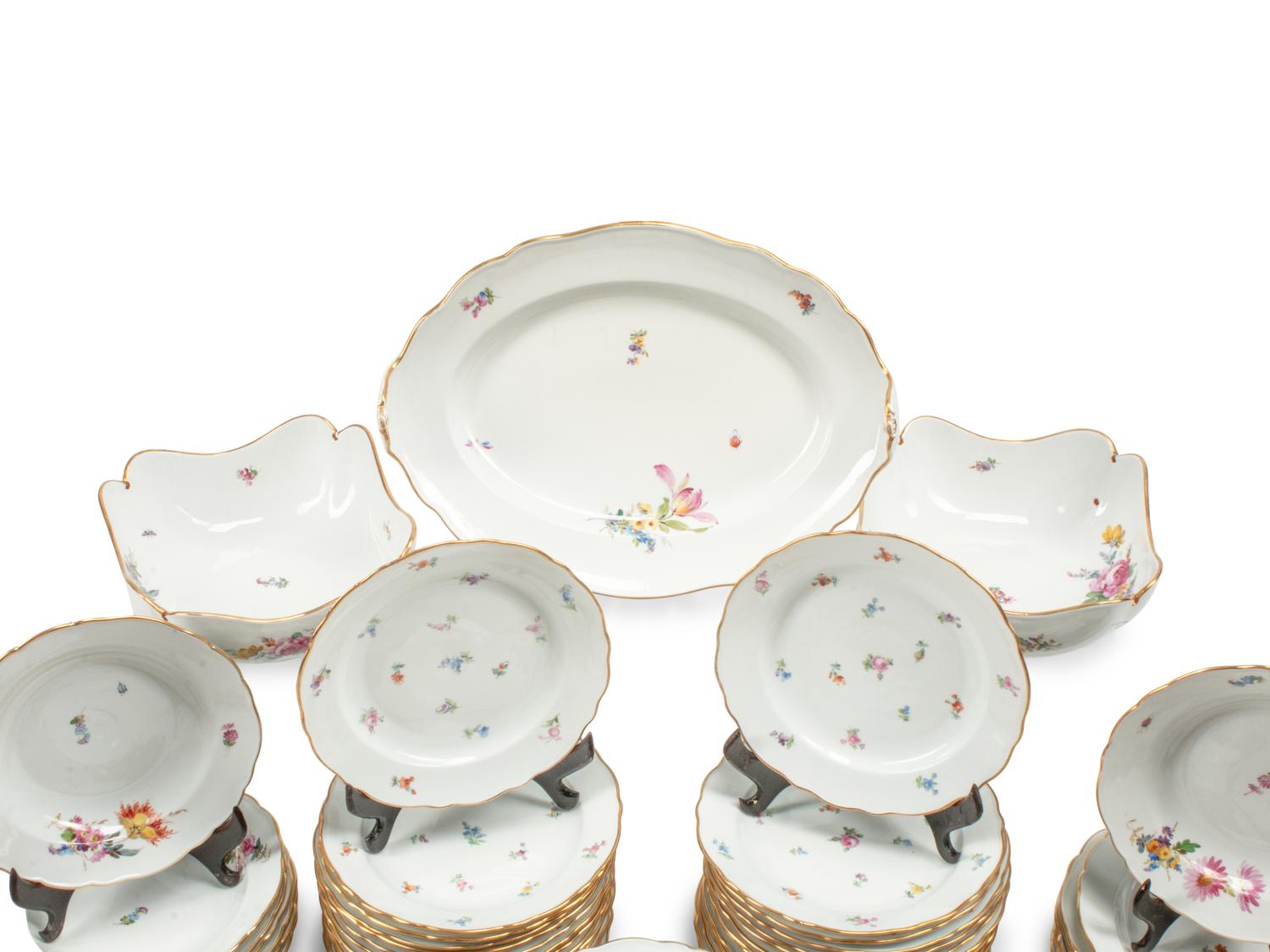 A German Porcelain Dinner Service