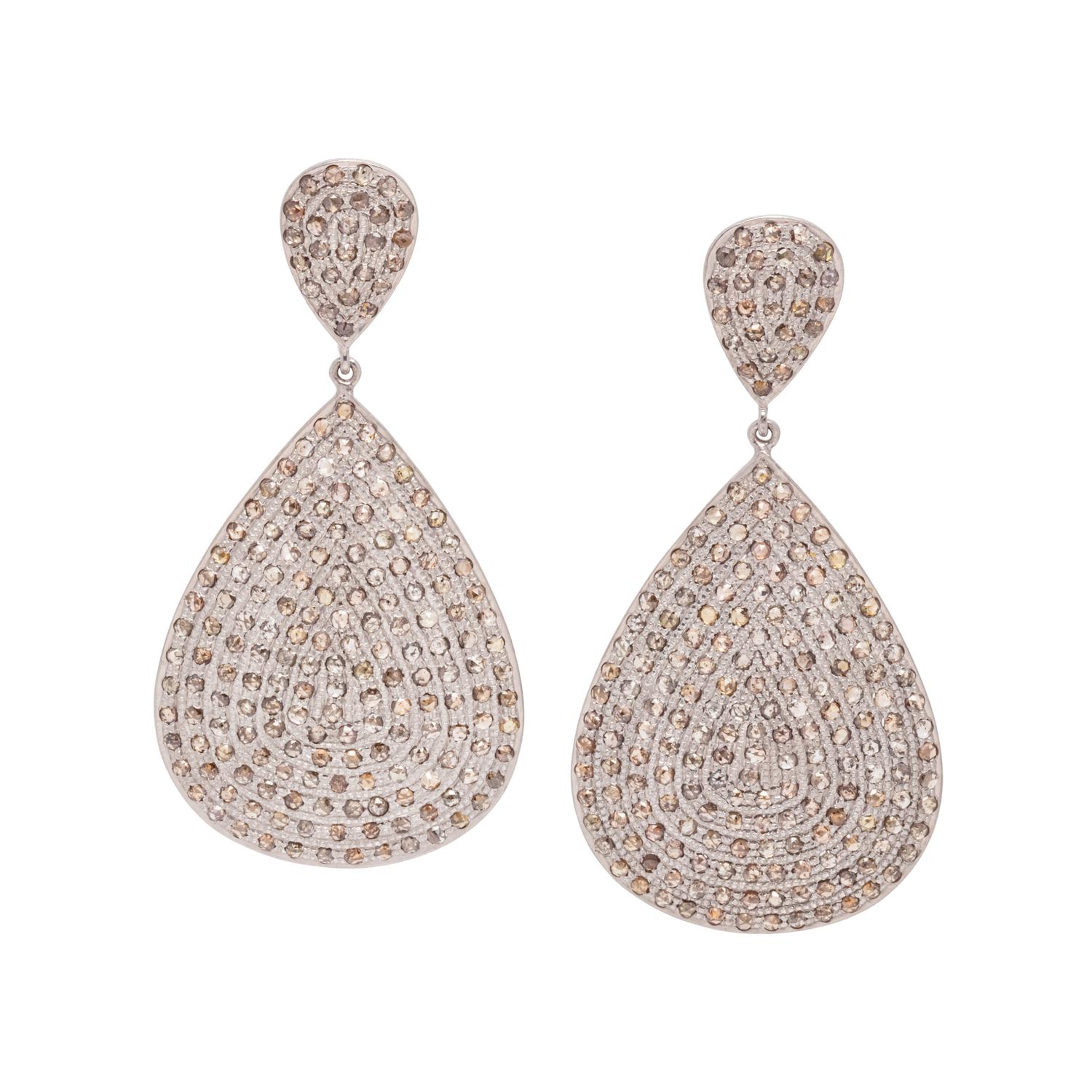 COLORED DIAMOND EARRINGS