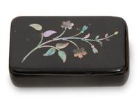 A Group of Six English Snuff Boxes