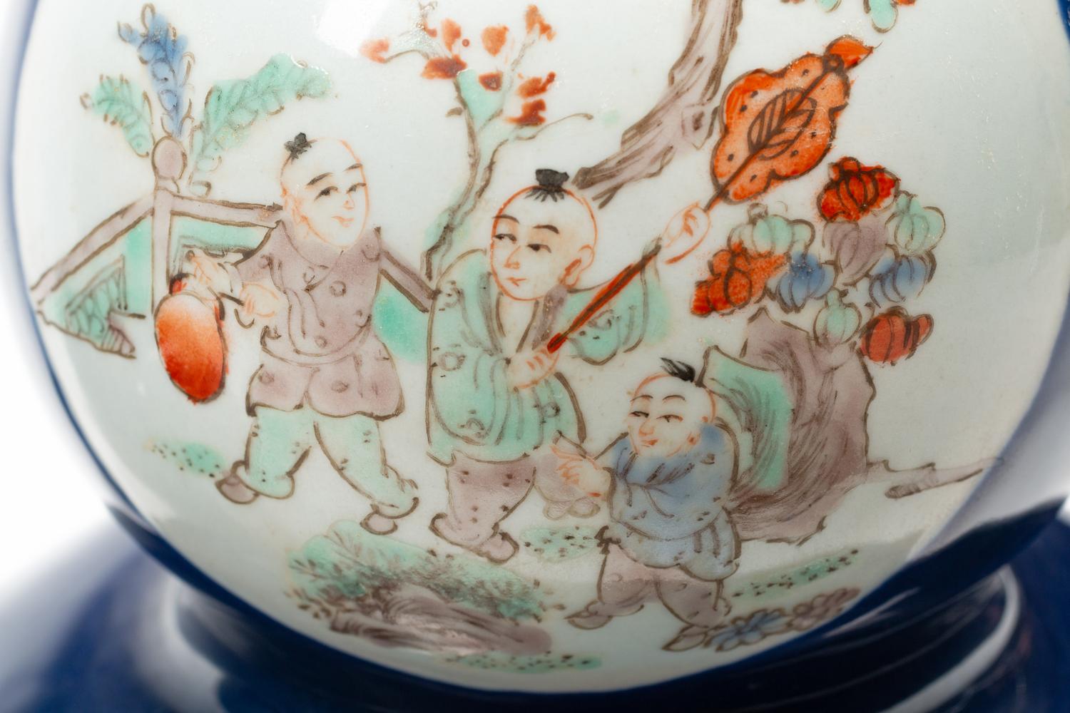 A Pair of Chinese Export Enameled Porcelain Vases