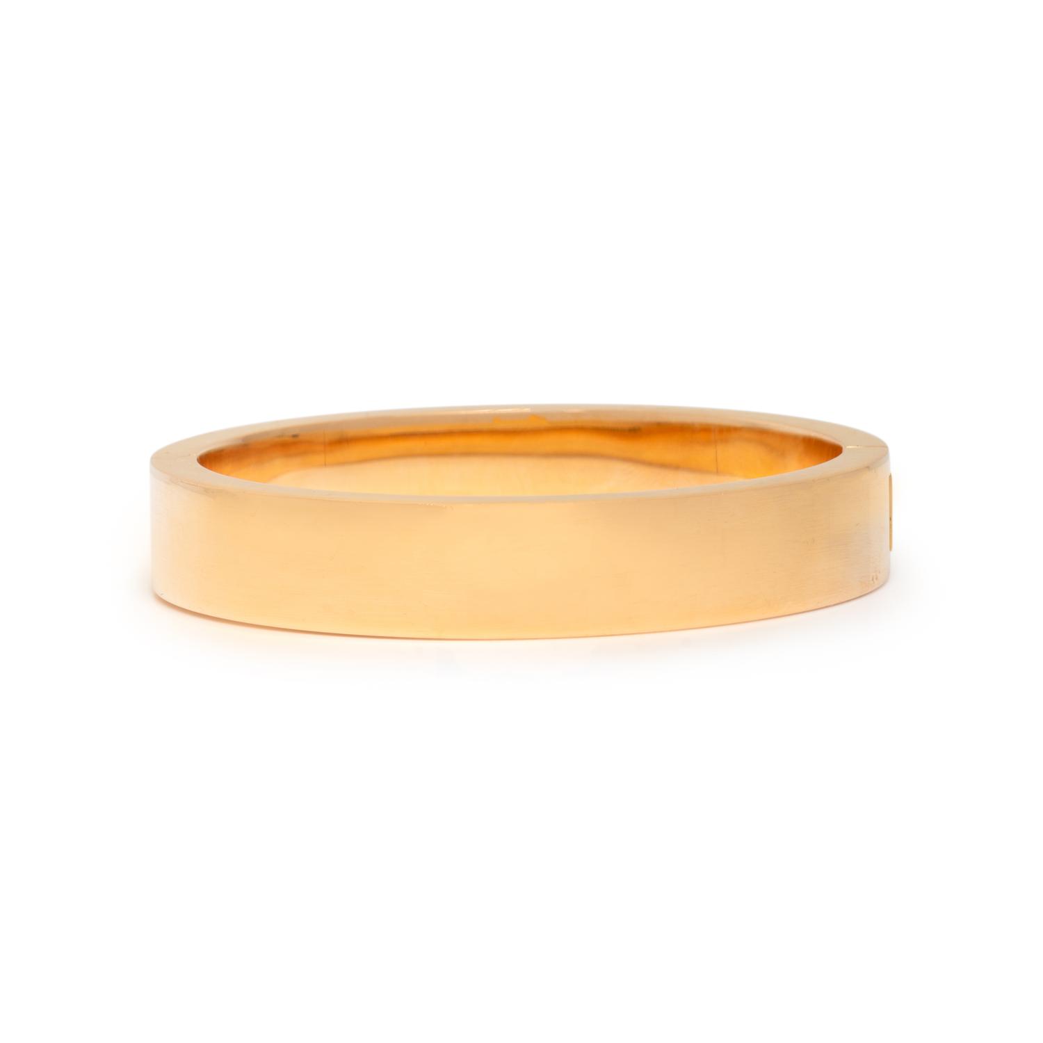 YELLOW GOLD AND DIAMOND BANGLE BRACELET