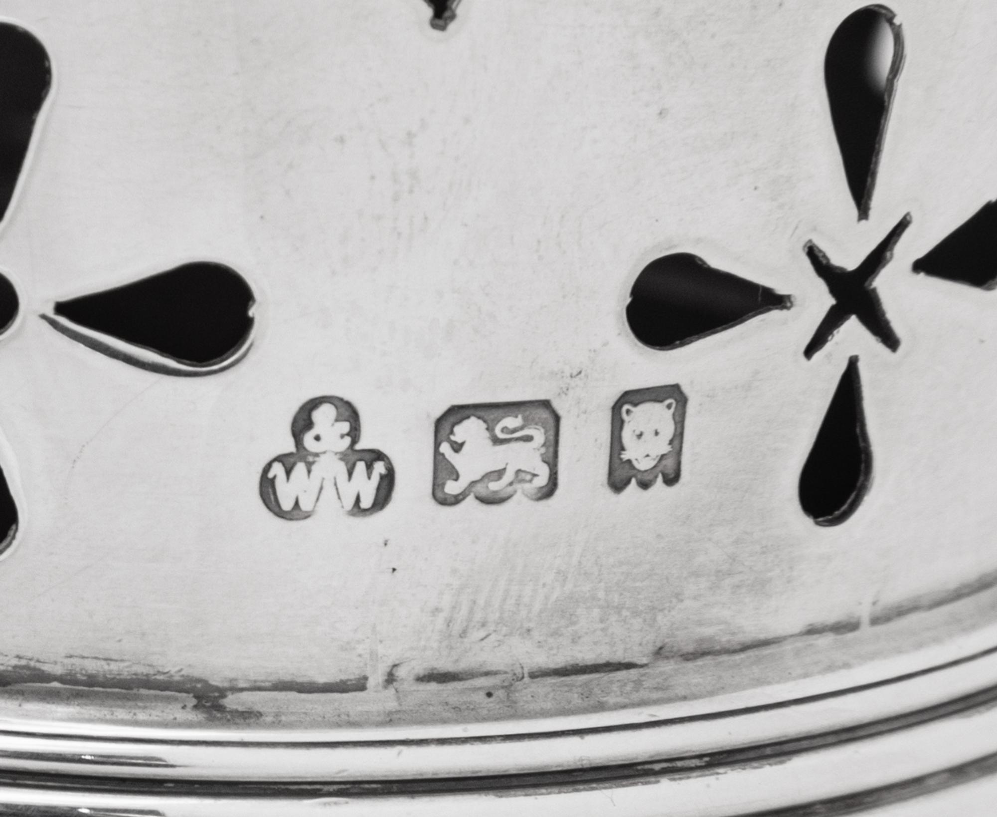 A Group of English, Continental and American Silver Articles