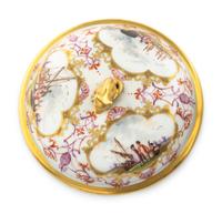 A Meissen Porcelain Covered Bowl ( Écuelle ) and Associated Meissen Stand