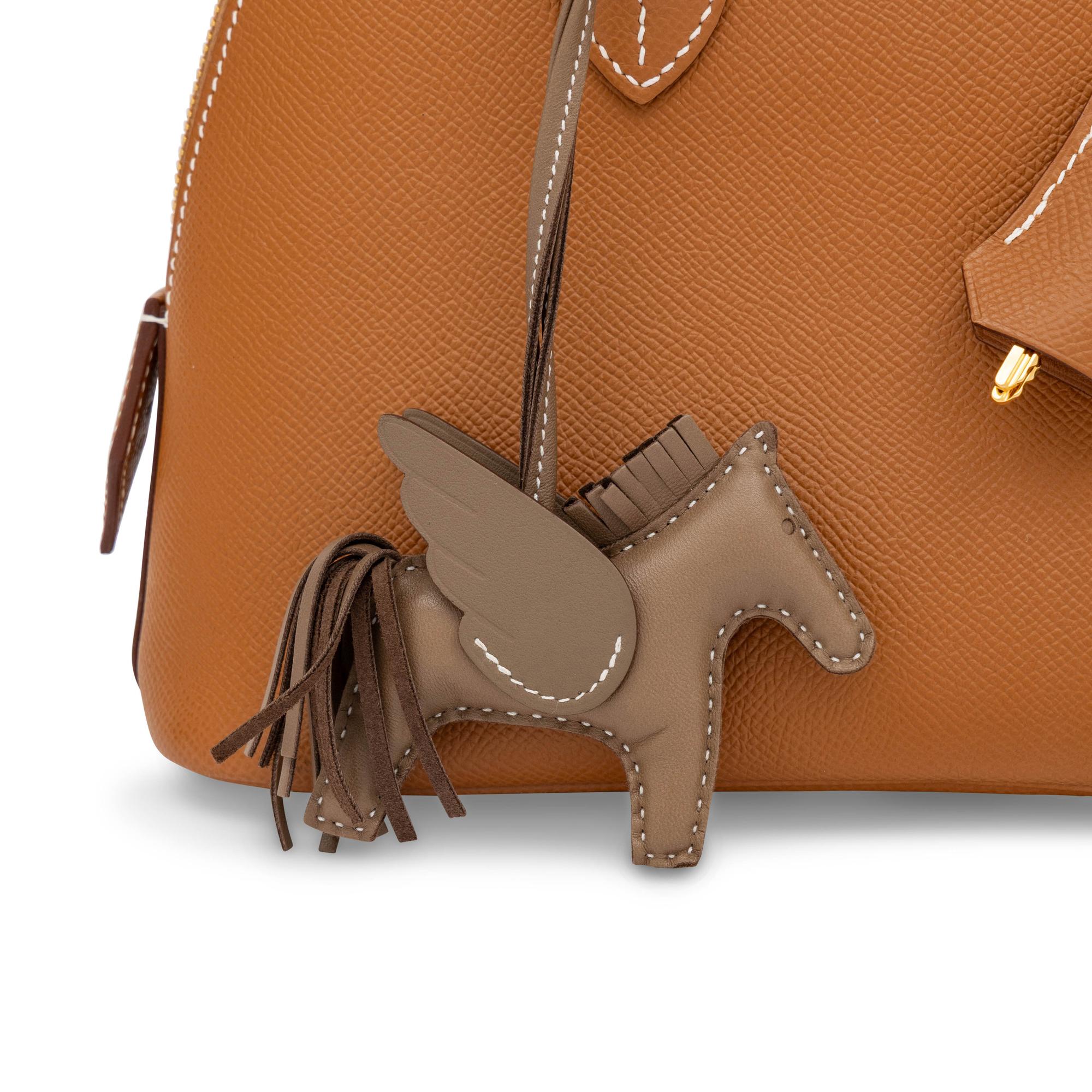 Hermès, Bolide 25 in Gold Epsom with Horse Charm