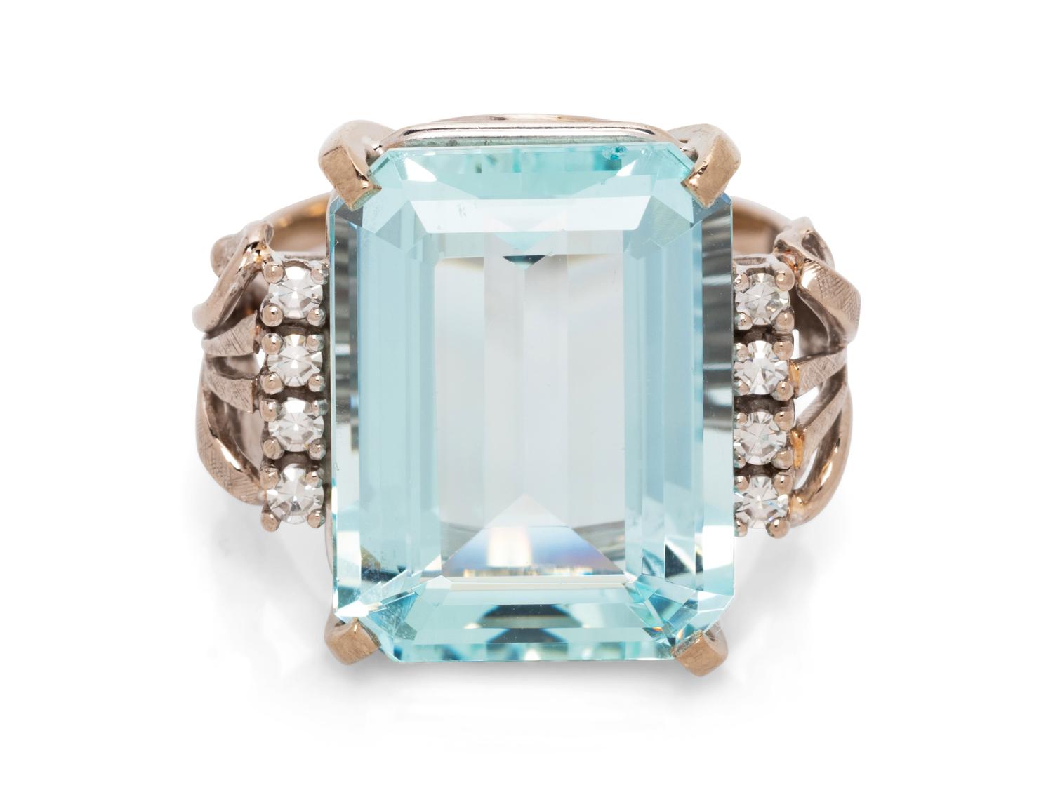 An 18 Karat White Gold, Aquamarine and Diamond Ring,