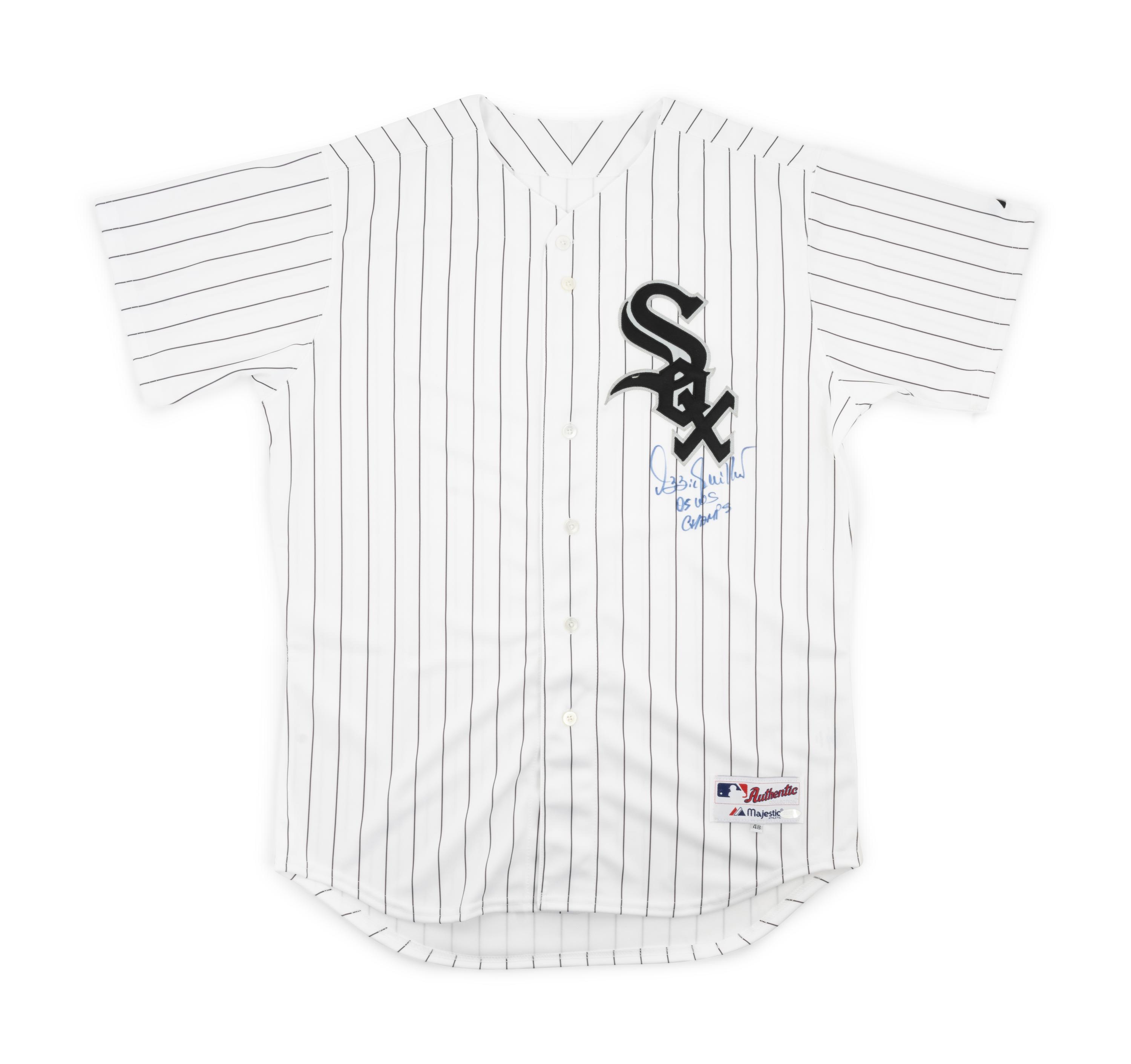 A Group of 13 2005 Chicago White Sox World Series Champion Signed Autograph Items (Steiner)
