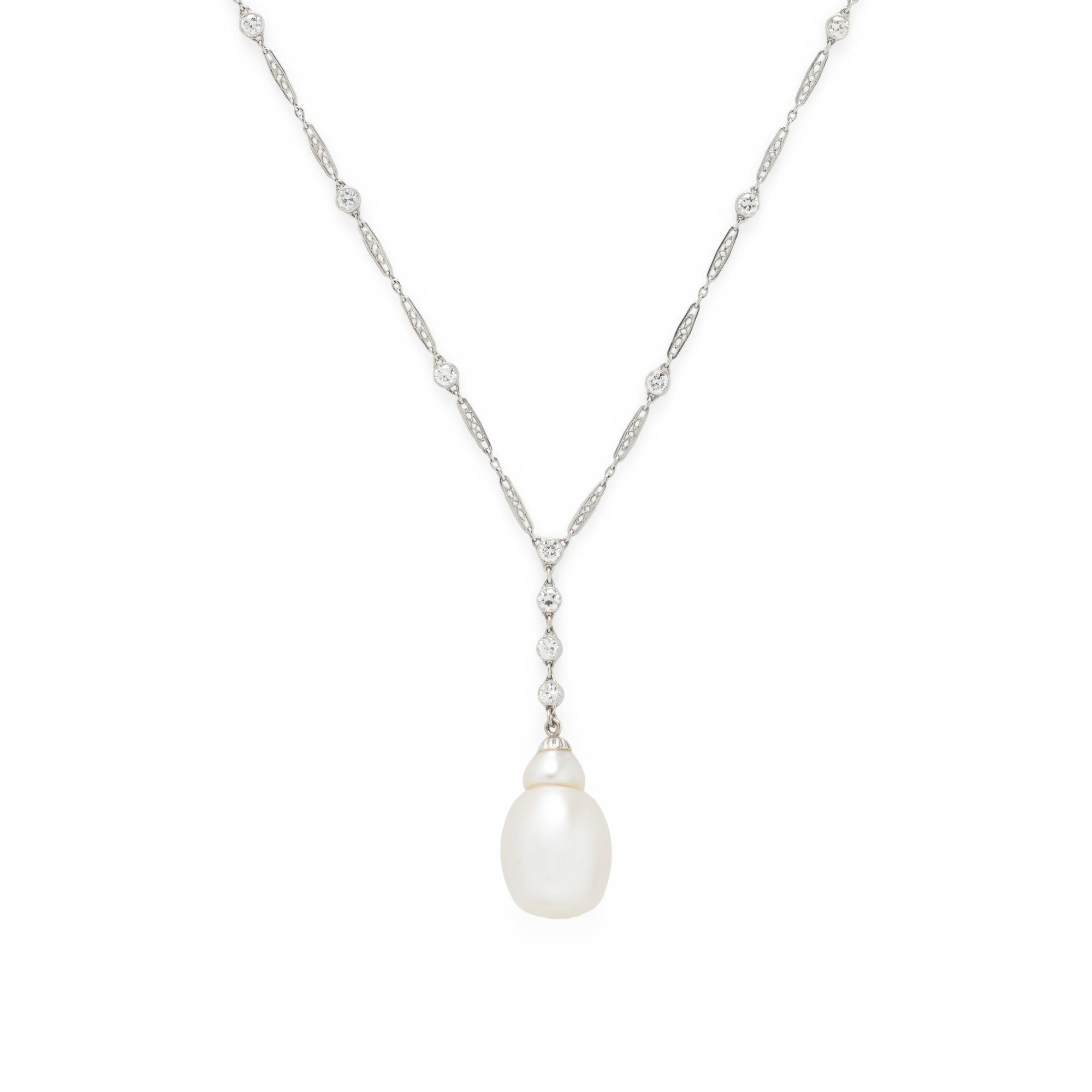 EDWARDIAN, PLATINUM, DIAMOND, AND SOUTH SEA CULTURED PEARL NECKLACE