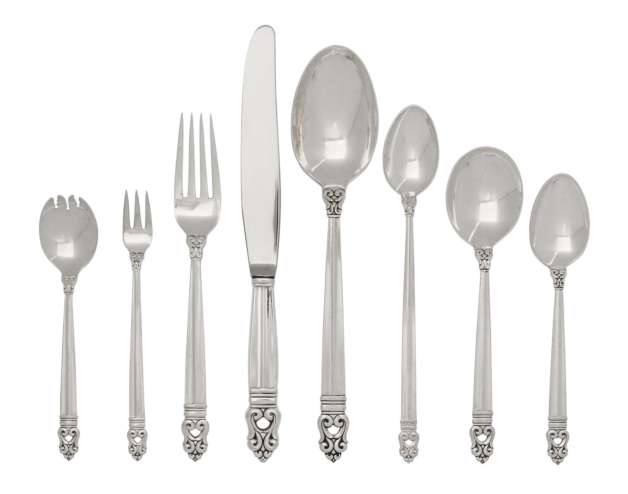 An American Silver Flatware Service, International Silver Co., Meriden, CT, Royal Danish pattern, comprising: 13 dinner forks 15 salad