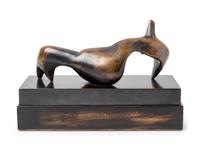 Pointed Reclining Figure conceived in 1948, cast in 1969