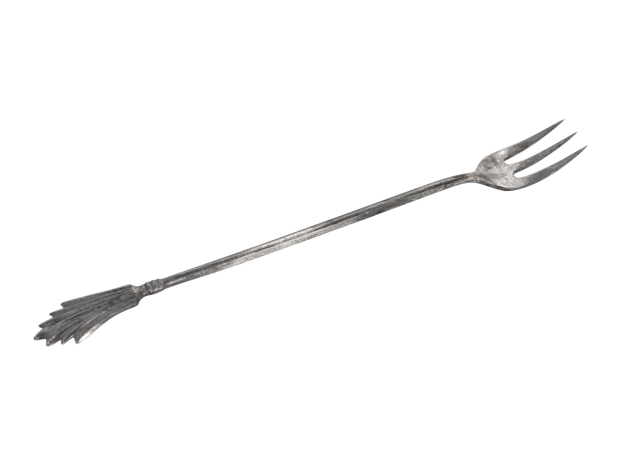 An Assembled American Silver Flatware Service