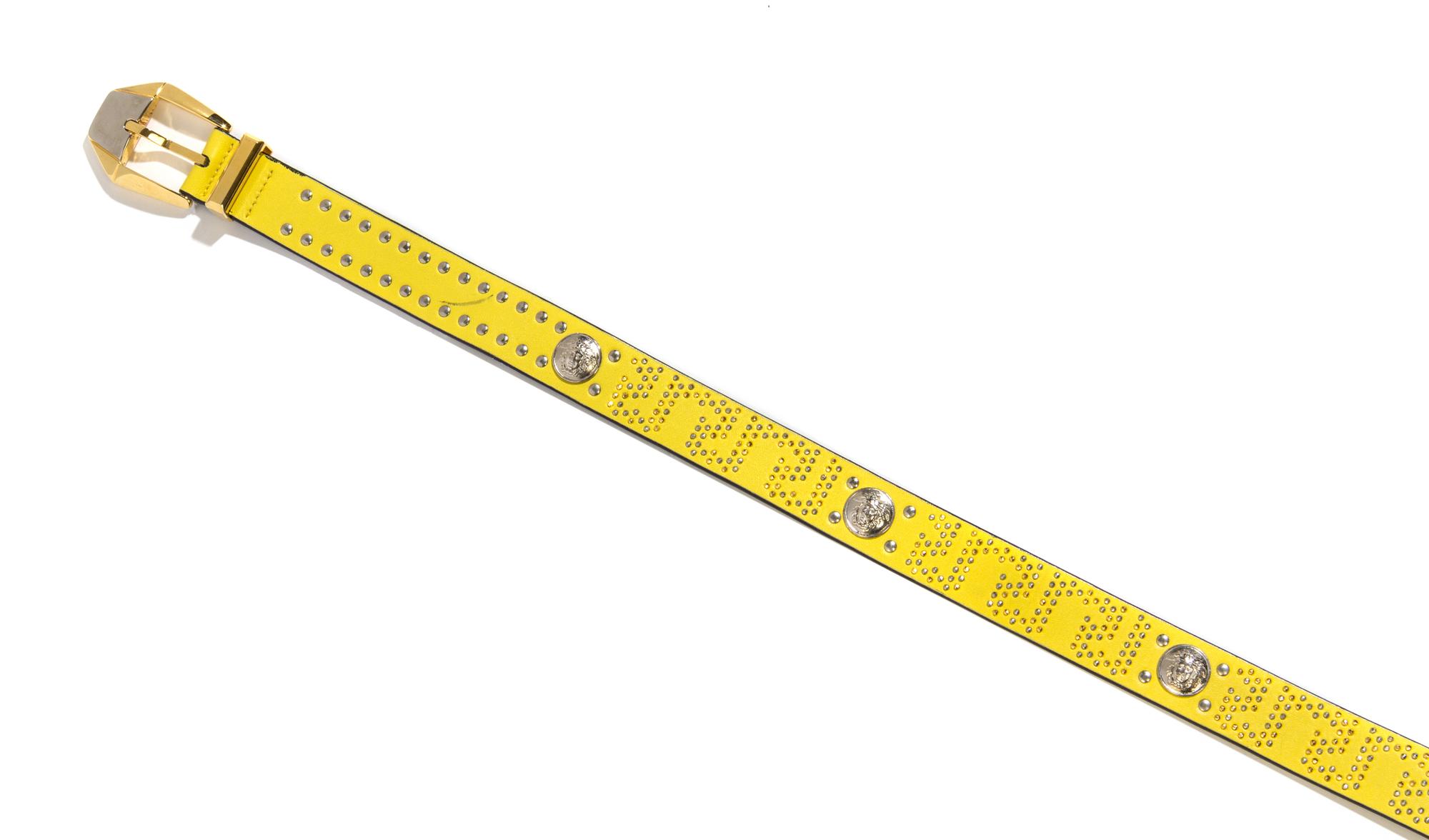 A Gianni Versace Yellow Leather Belt, Size 80/32.