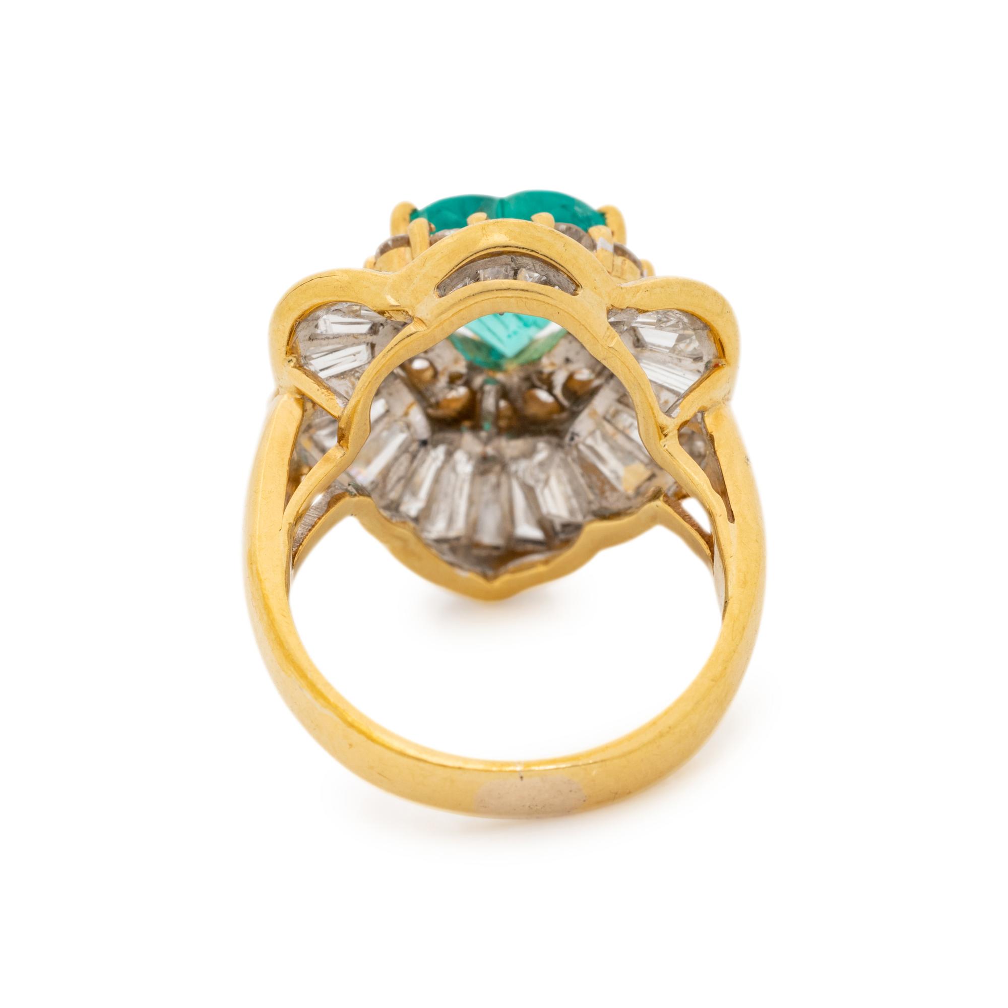 EMERALD AND DIAMOND RING