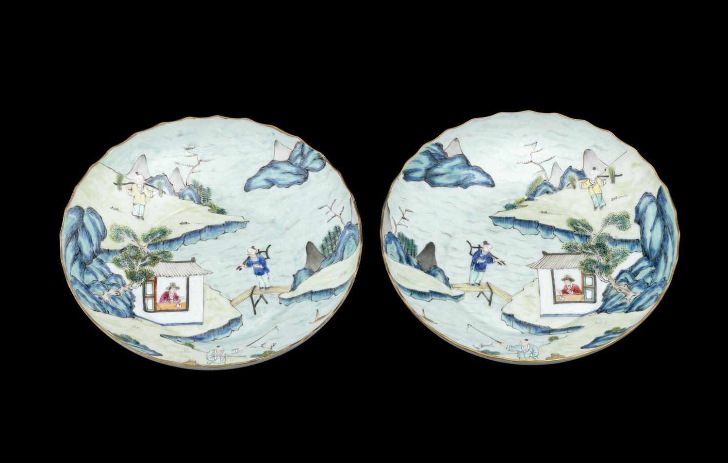 A Pair of Chinese Famille Rose Porcelain Cups and Saucers