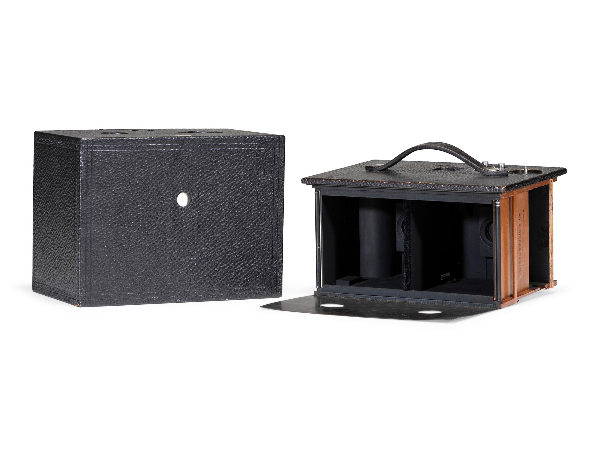 [EARLY PHOTOGRAPHY]. Eastman Kodak Co. No. 2 Stereo Kodak box camera. Rochester, NY, ca 1901-1905.