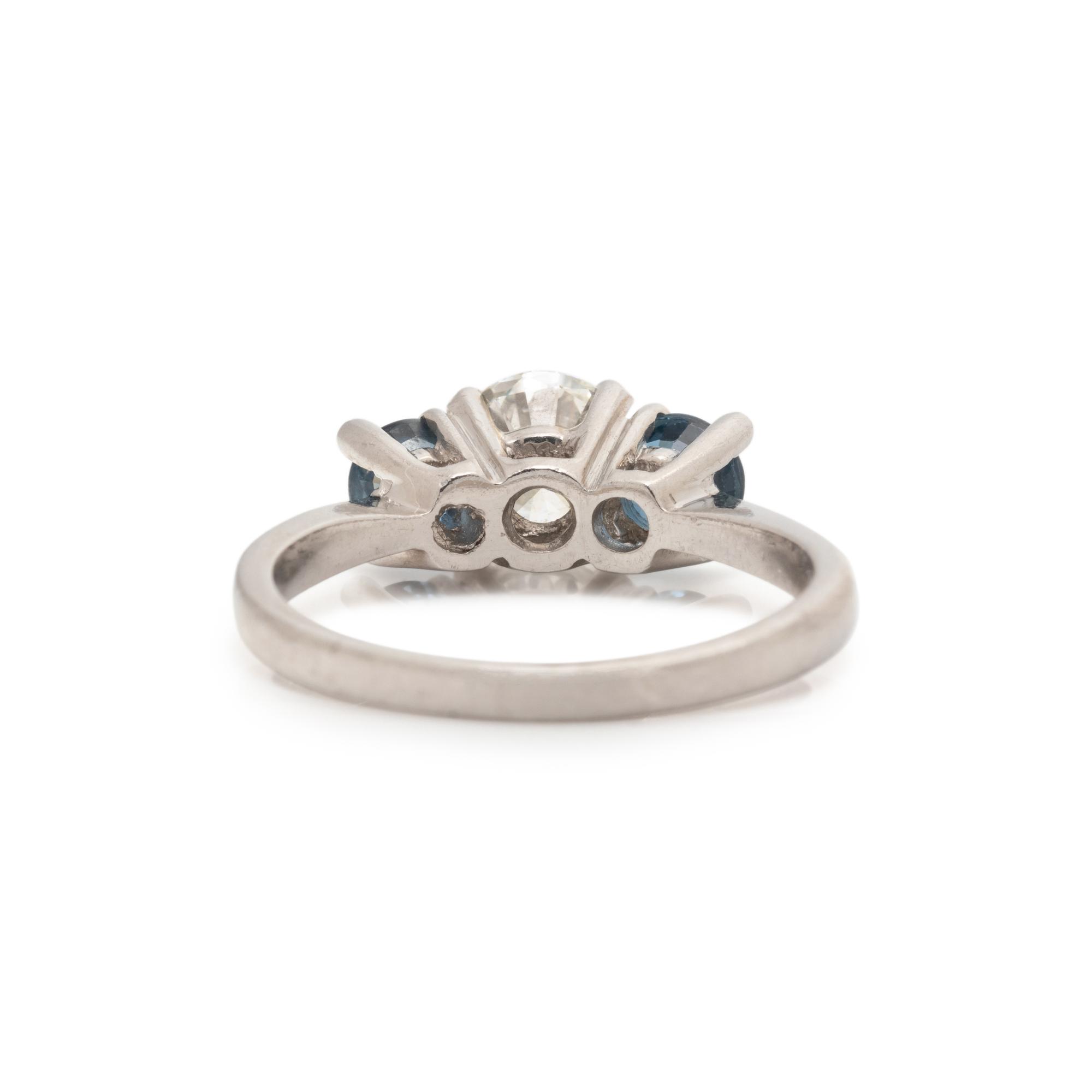 DIAMOND AND SAPPHIRE RING