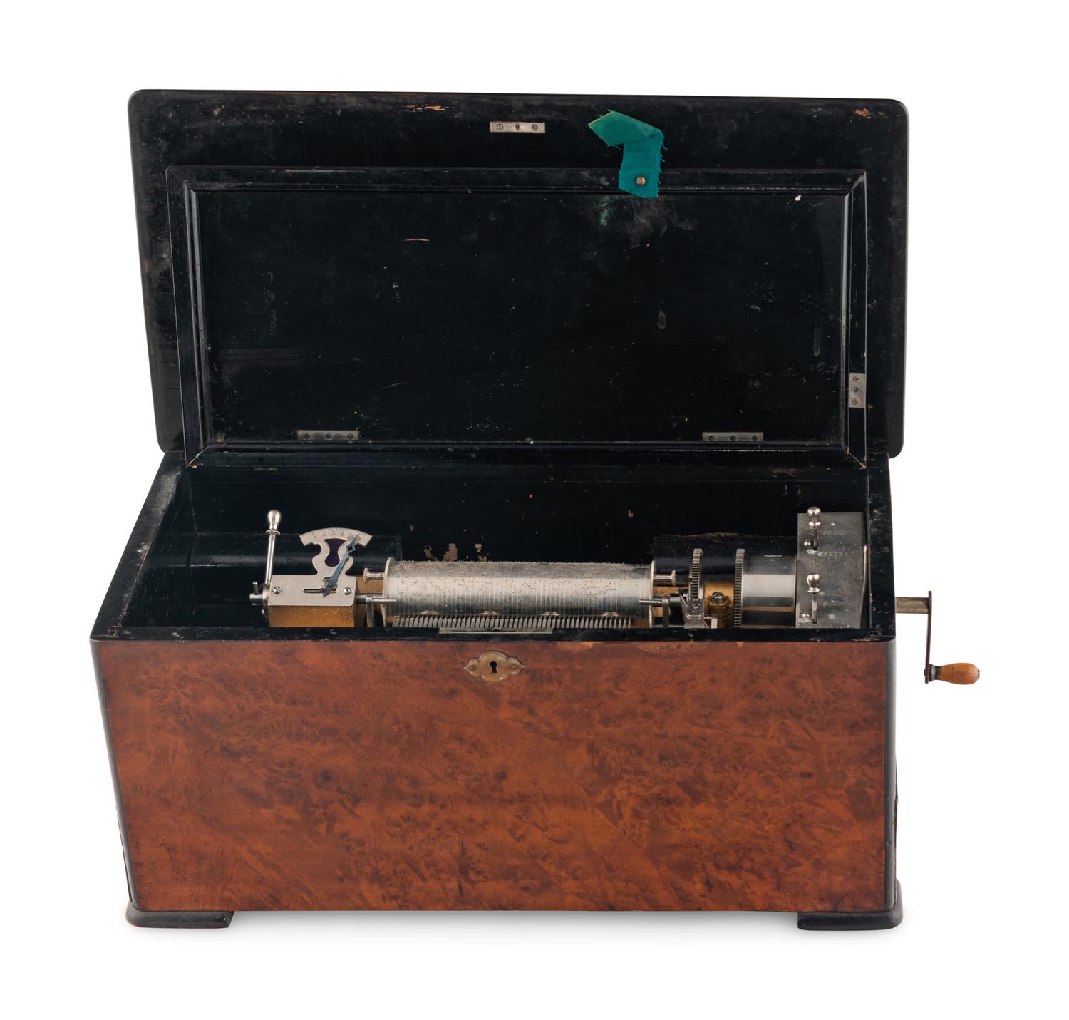 An Interchangeable Cylinder Music Box