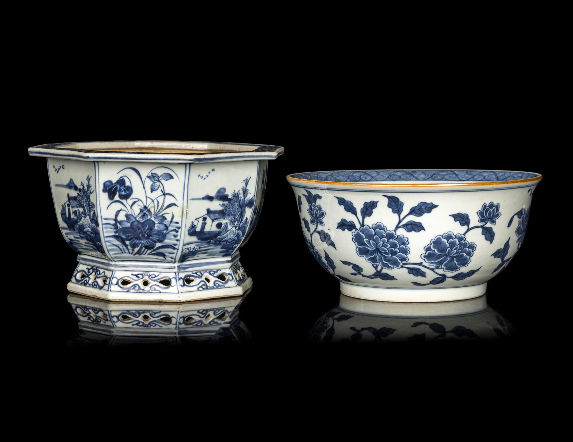 Two Chinese Blue and White Porcelain Vessels